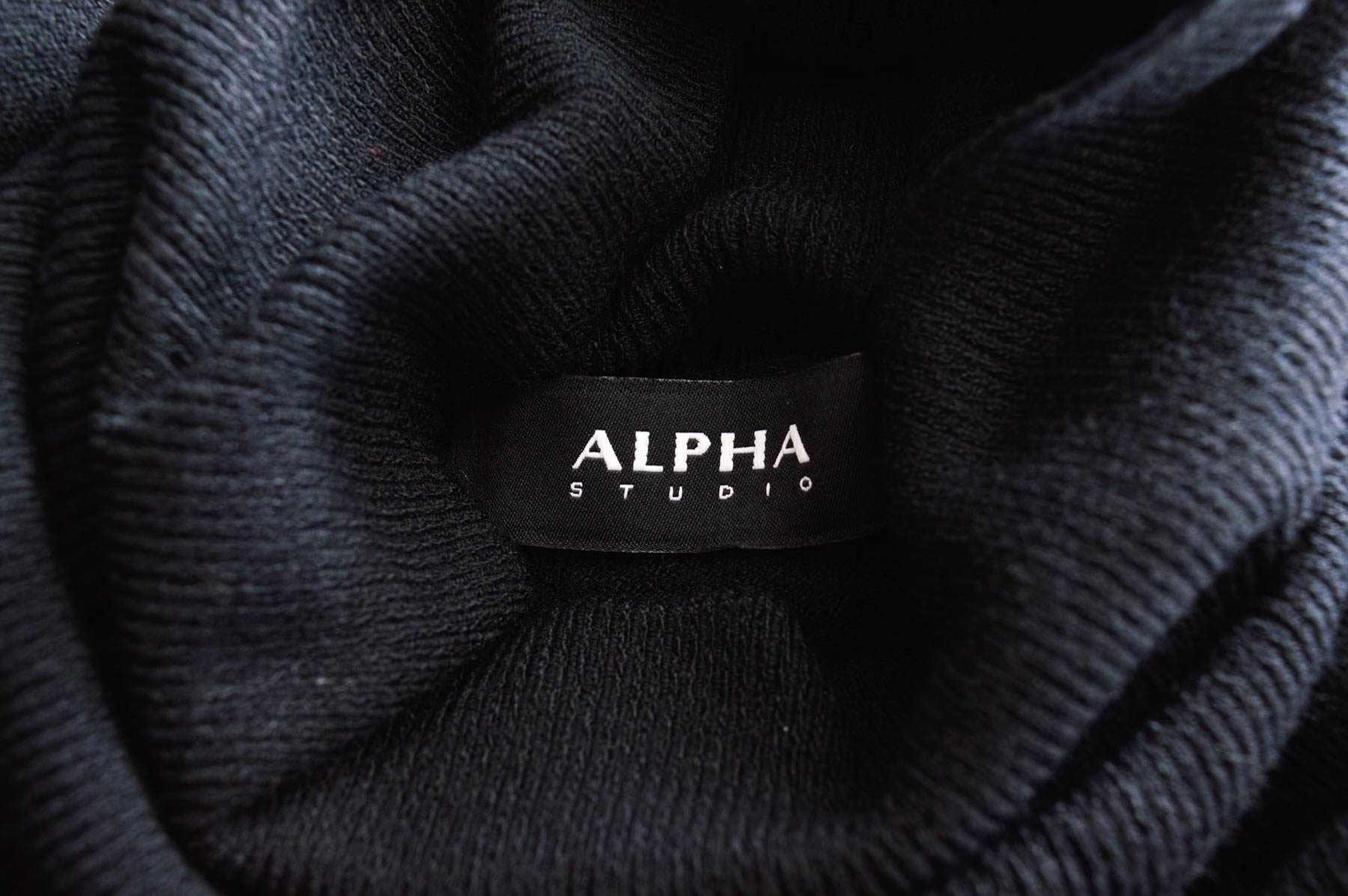 Women's sweater - Alpha Studio - 2
