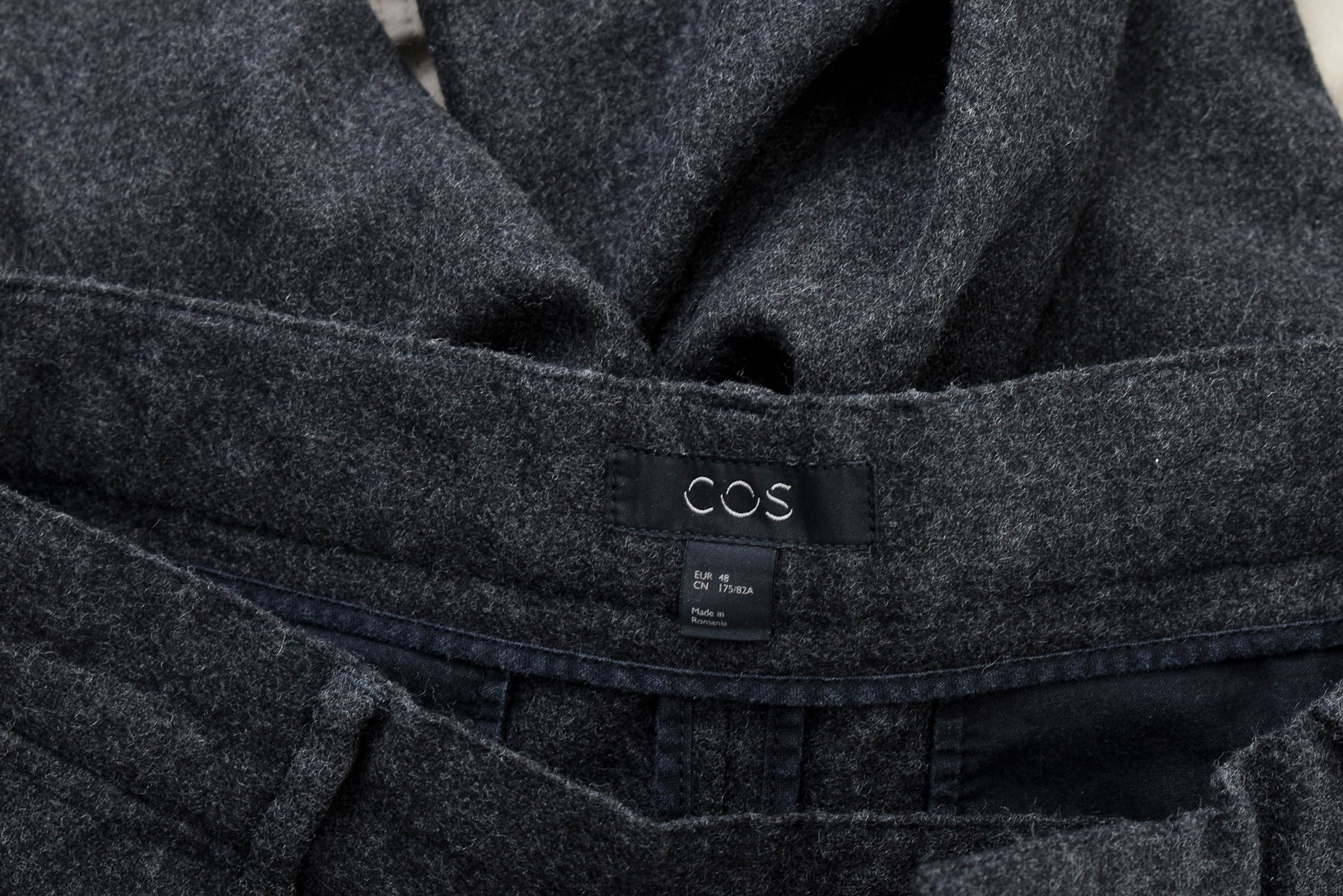 Men's trousers - COS - 2