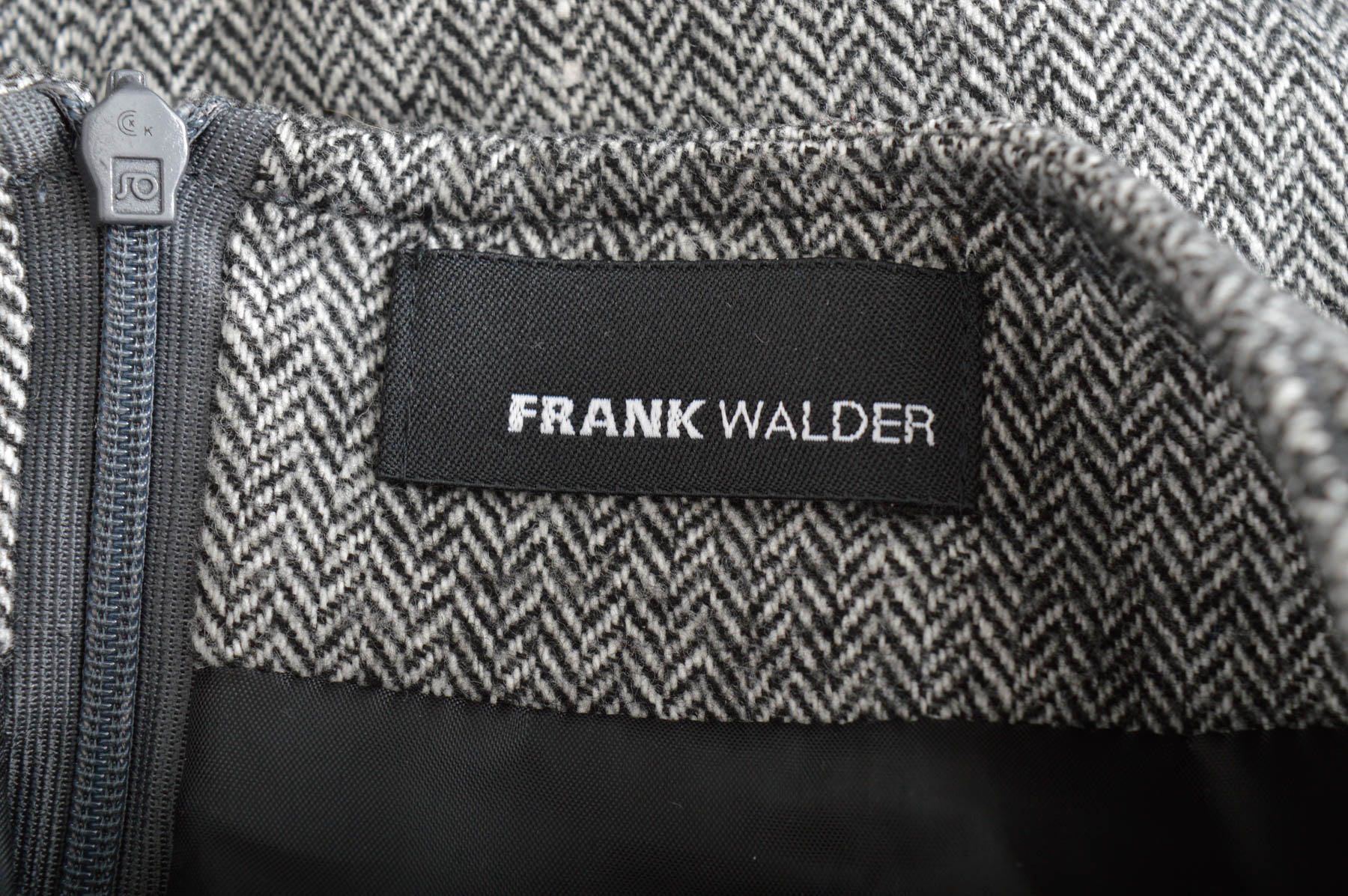 Skirt - Frank Walder - 2
