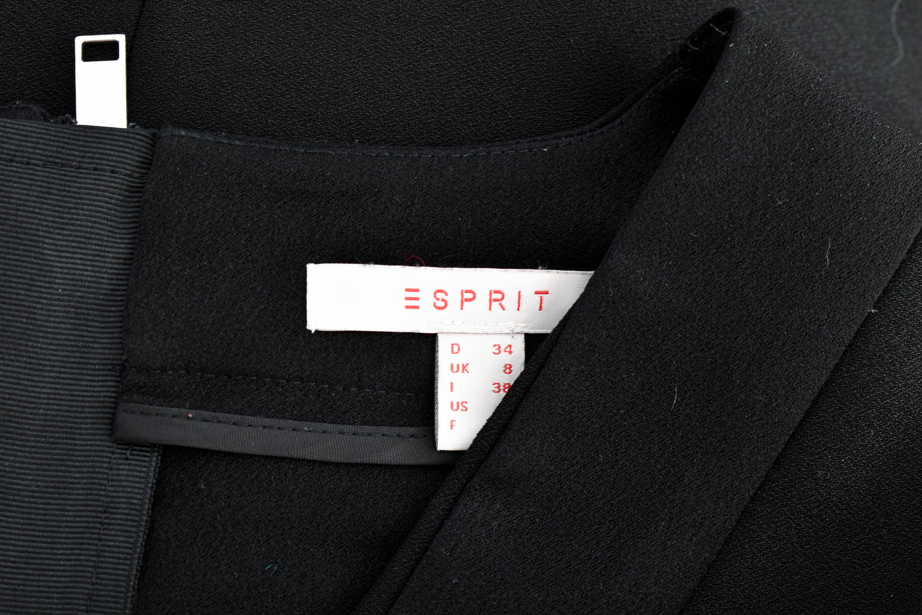 Ένα φόρεμα - ESPRIT - 2