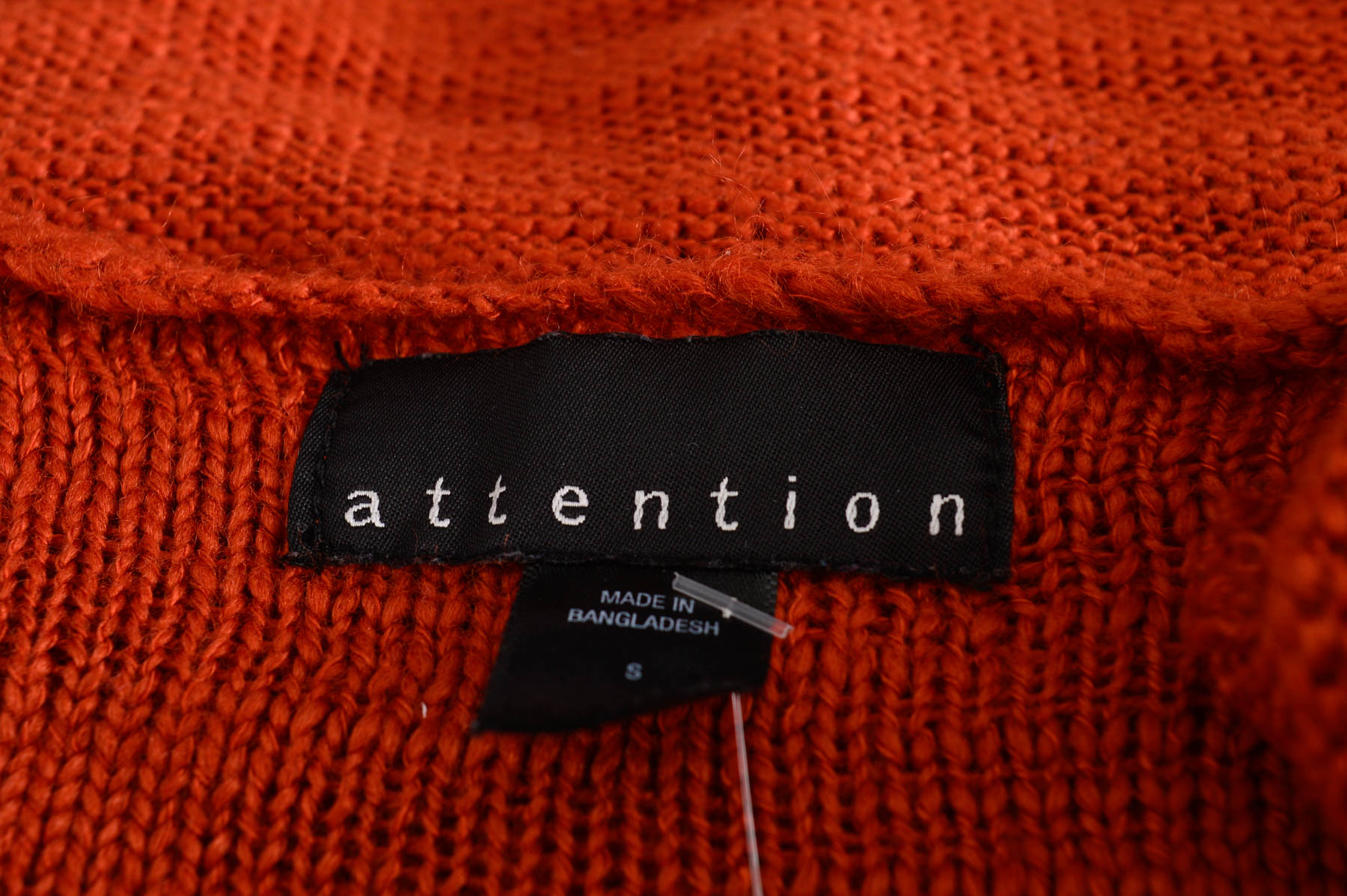 Sweter damski - Attention - 2