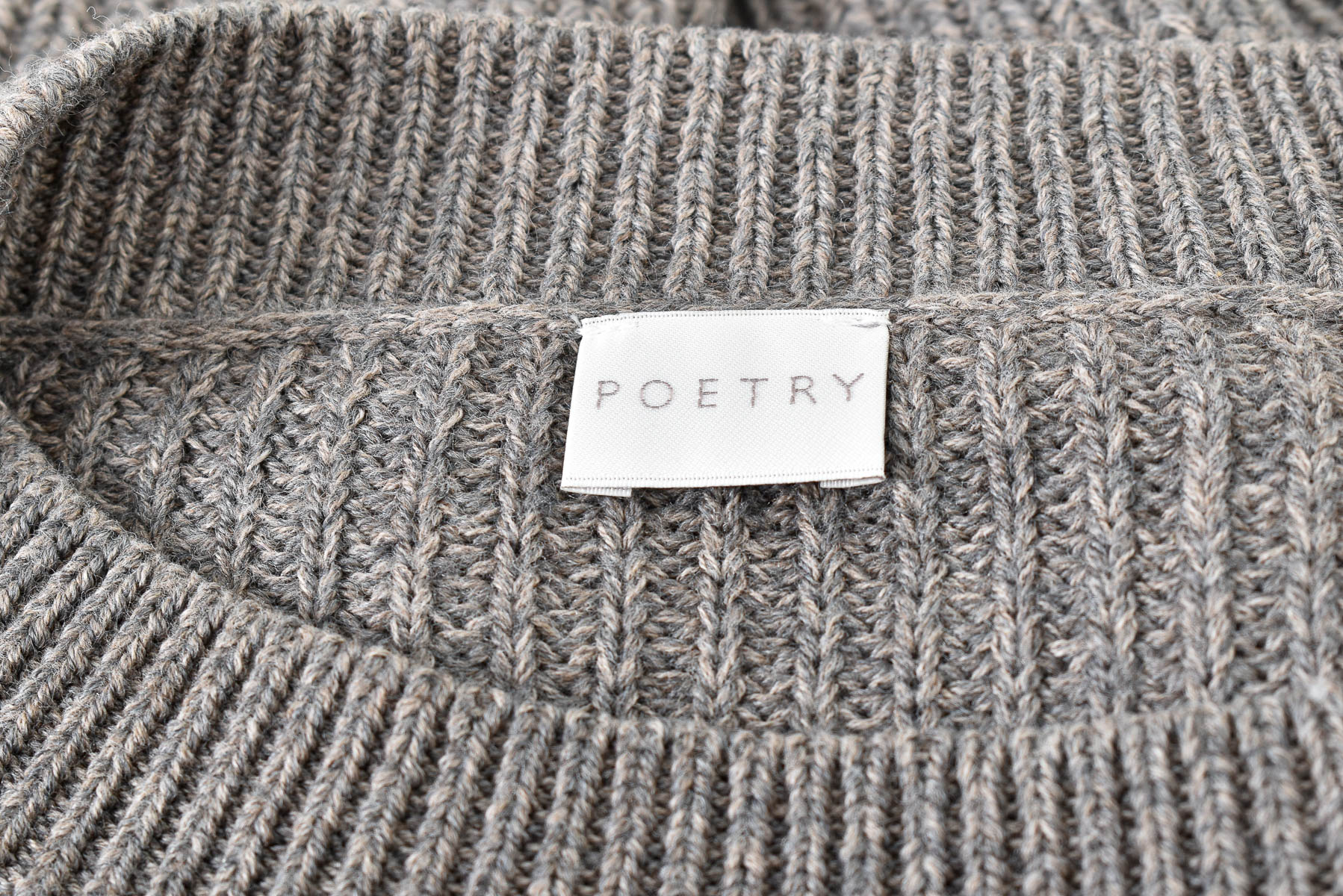 Дамски пуловер - Poetry - 2