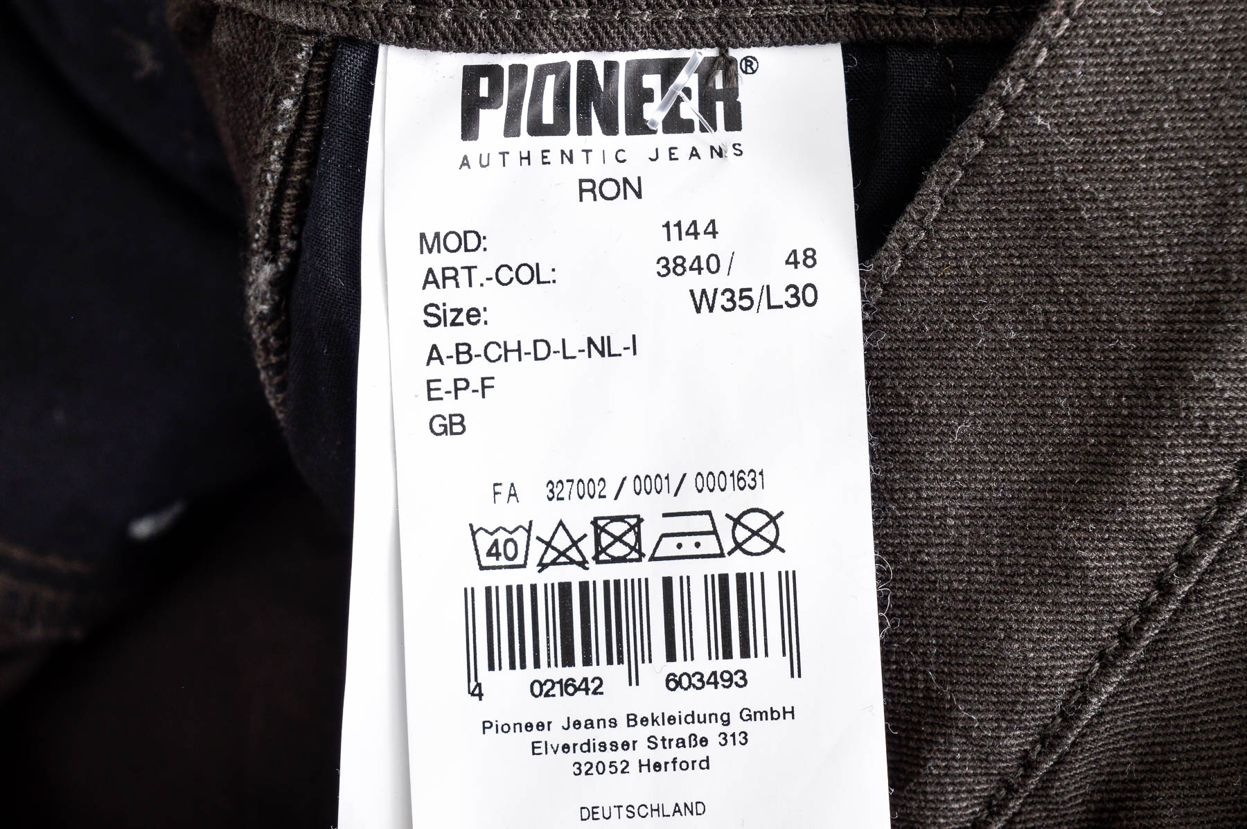 Men's trousers - Pioneer - 2