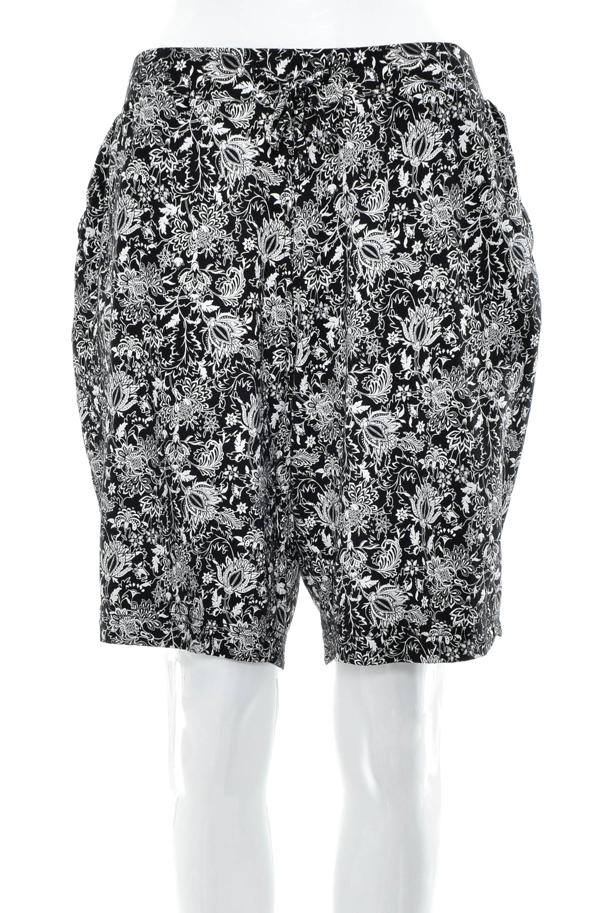Female shorts - Bpc Bonprix Collection - 0
