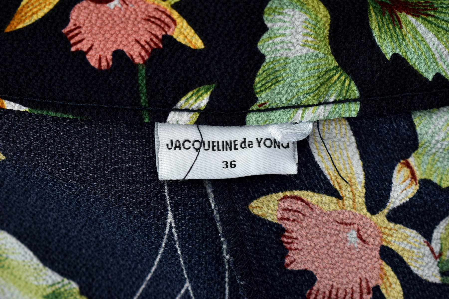 Pantaloni scurți de damă - Jacqueline de Yong - 2