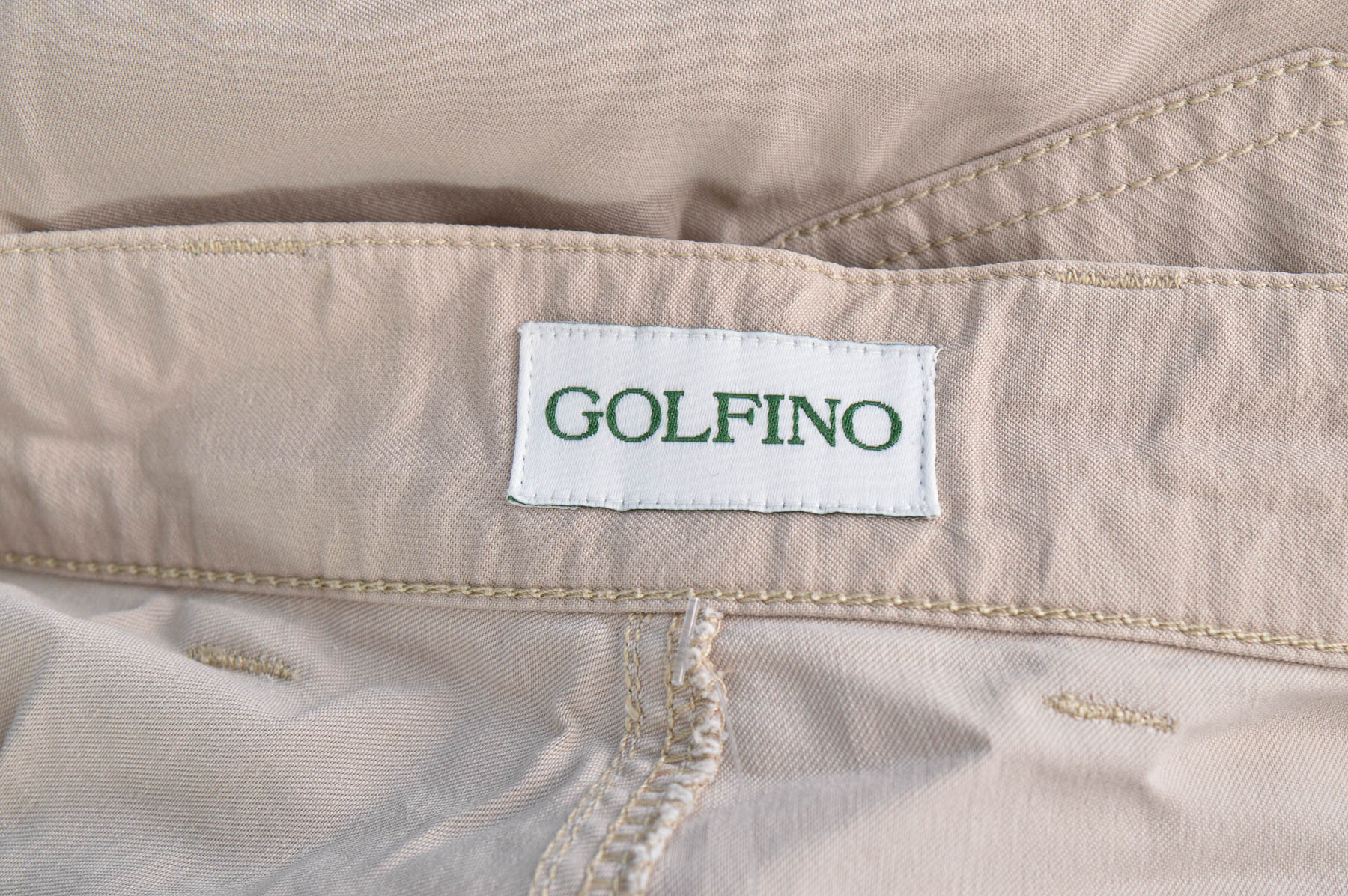 Krótkie spodnie damskie - Golfino - 2