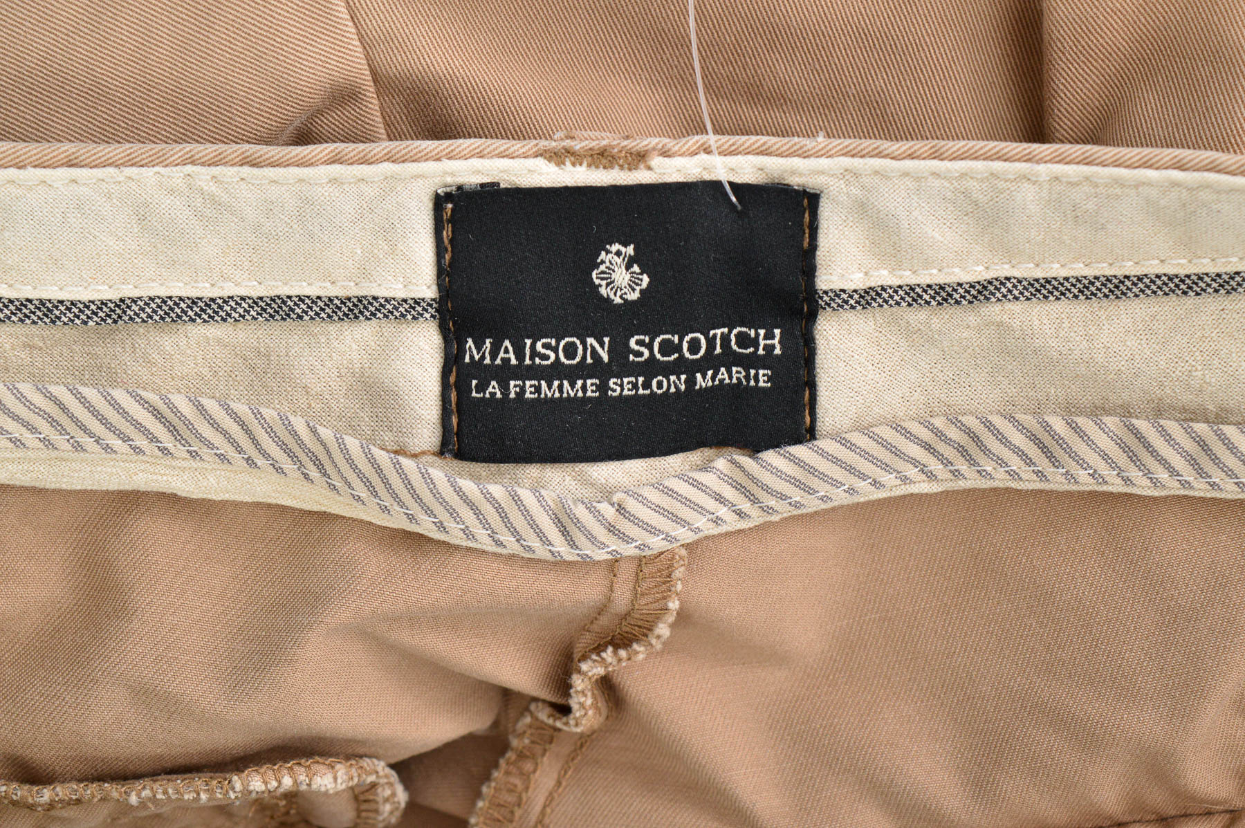 Krótkie spodnie damskie - Maison Scotch - 2