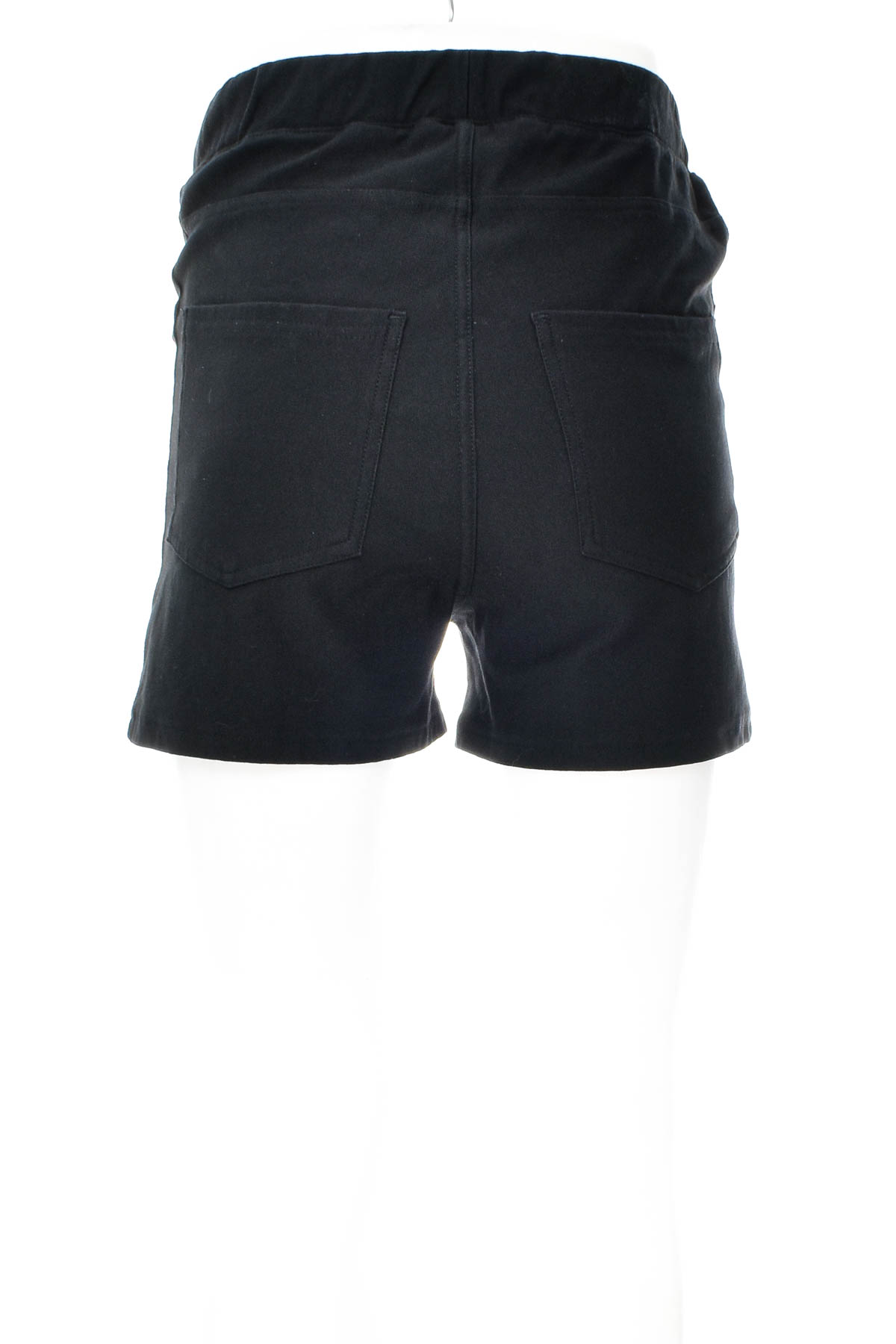 Krótkie spodnie damskie - DIVIDED - 1