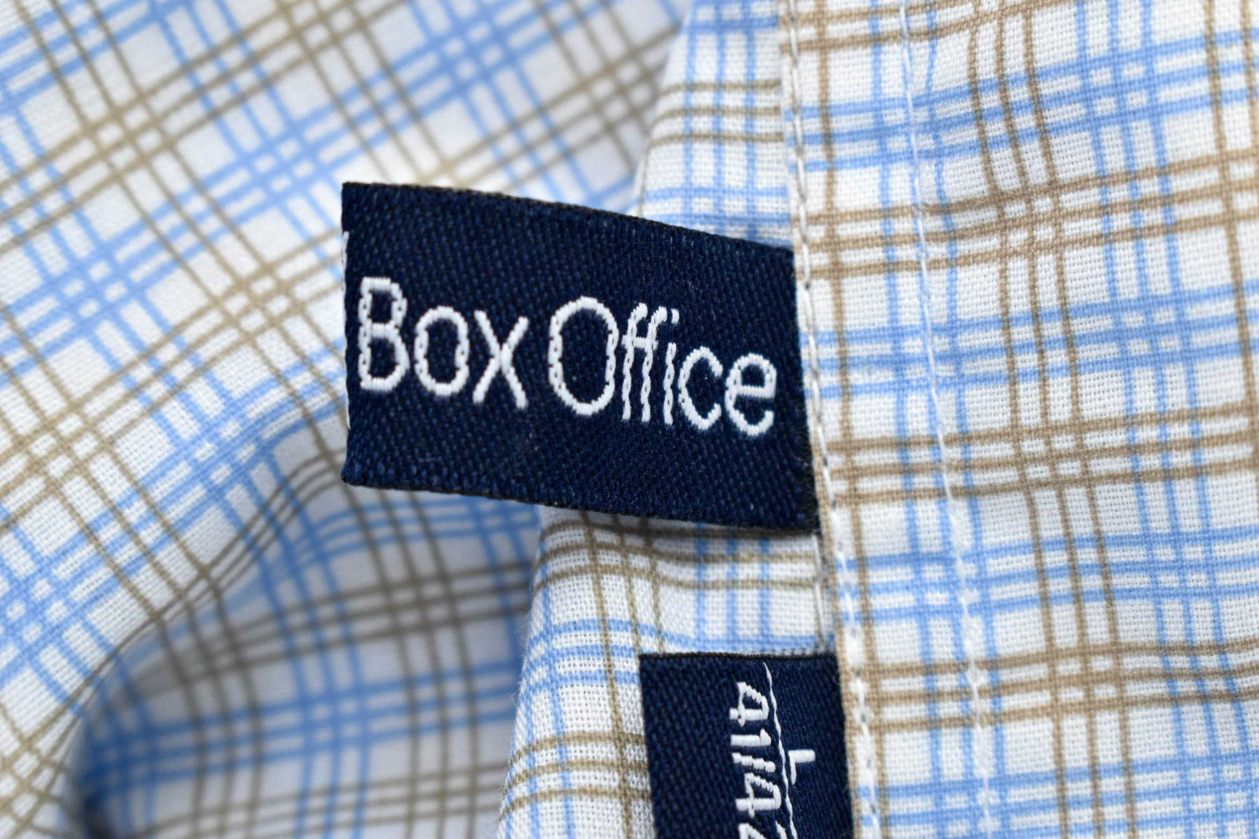 Мъжка риза - Box Office - 2
