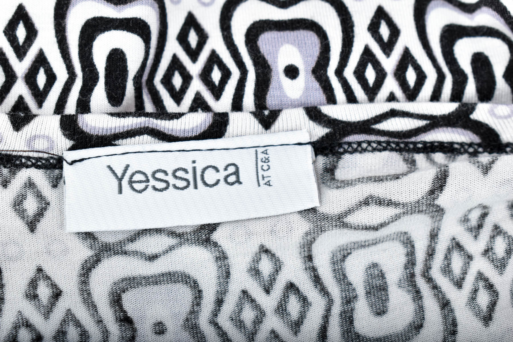 Women's t-shirt - Yessica - 2