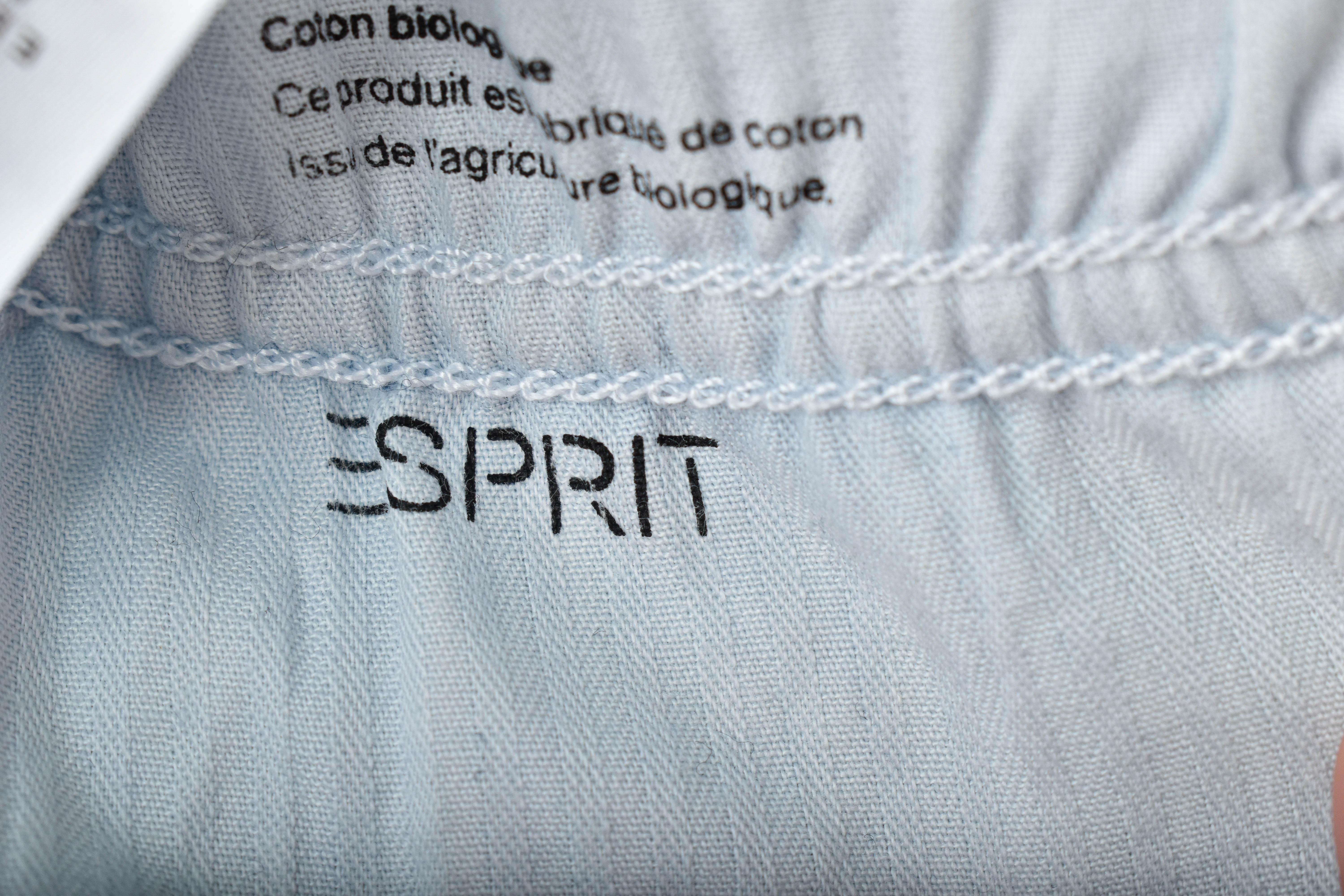 Дамски къси панталони - ESPRIT - 2
