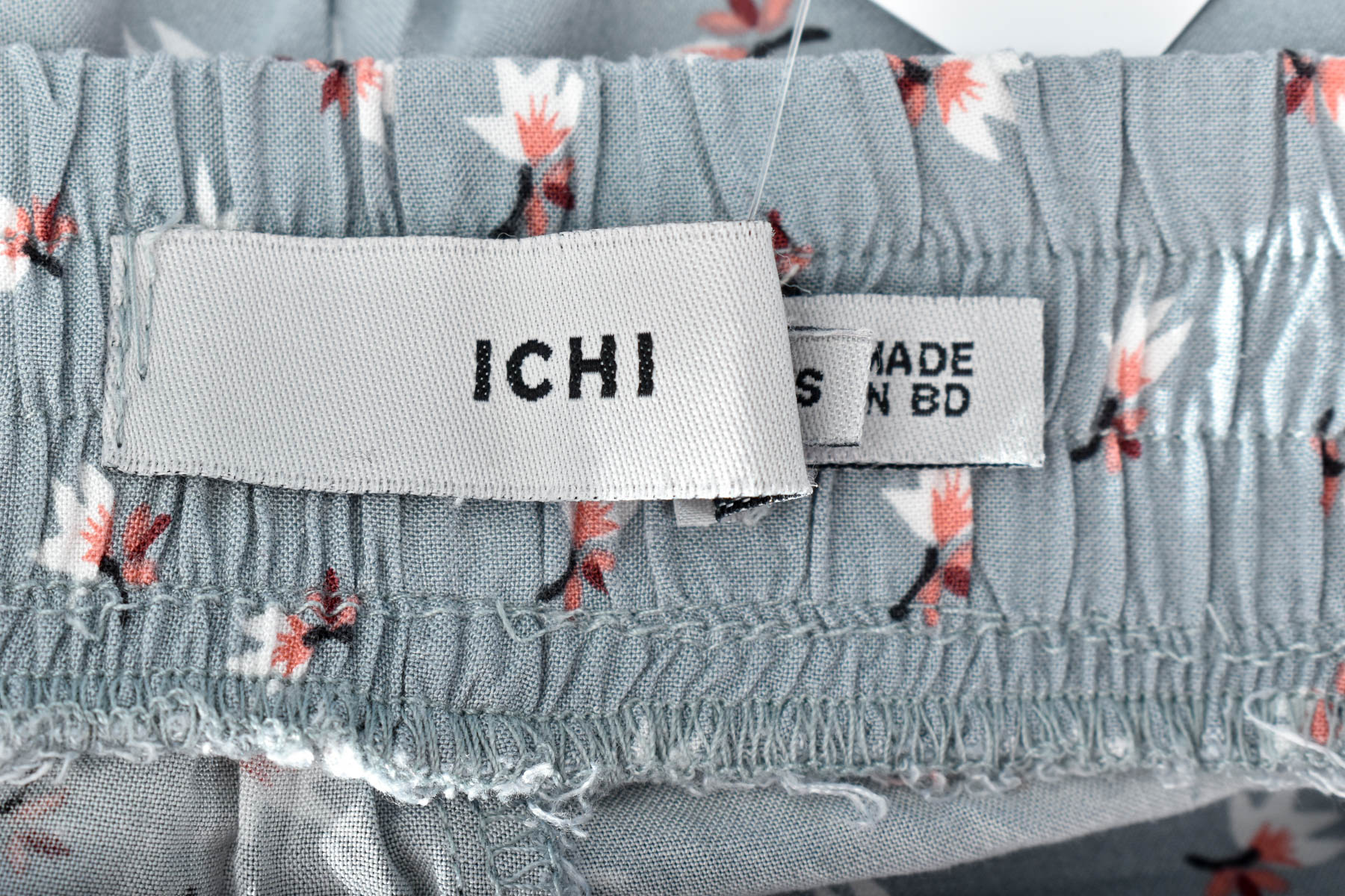 Krótkie spodnie damskie - ICHI - 2