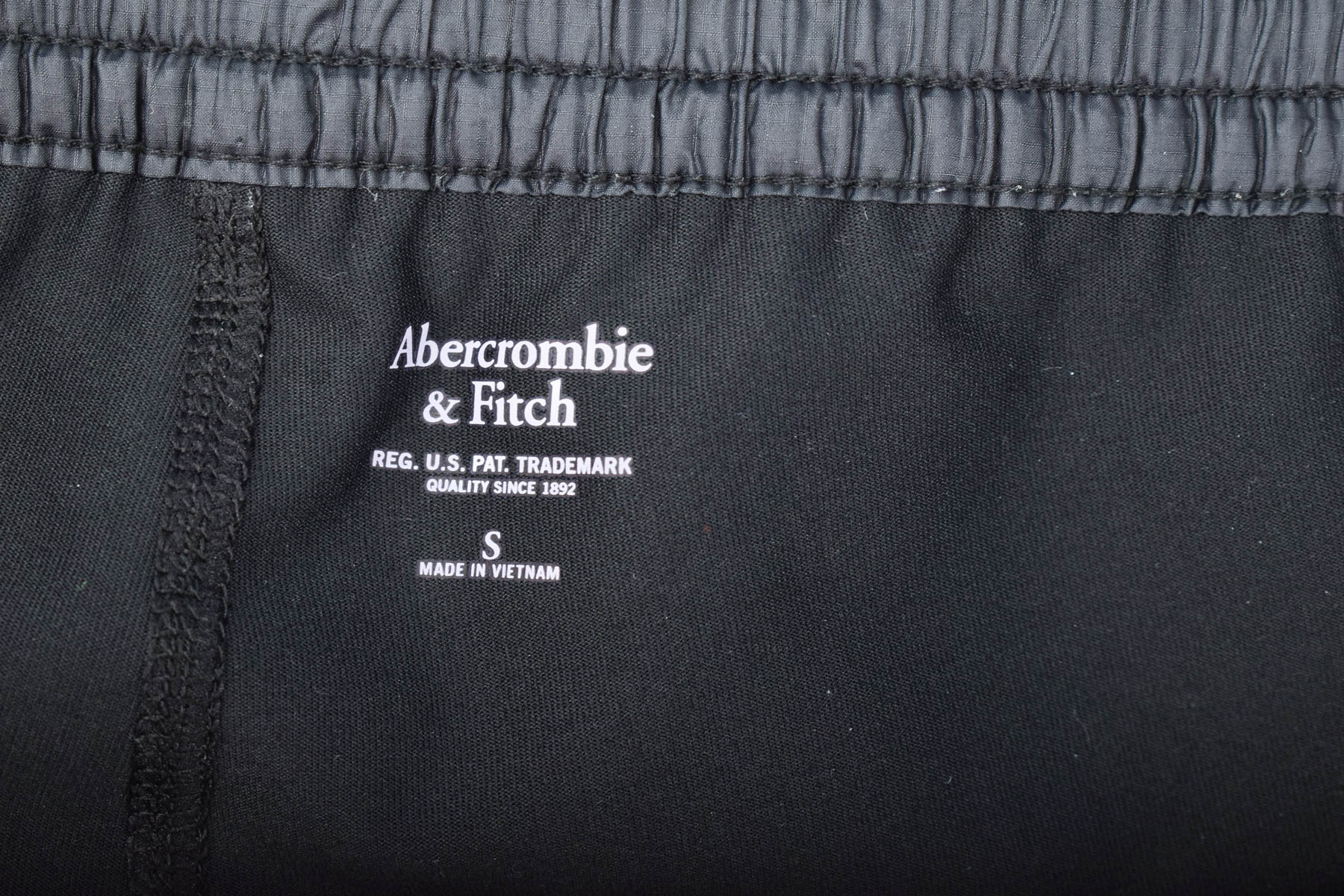 Women's shorts - Abercrombie & Fitch - 2