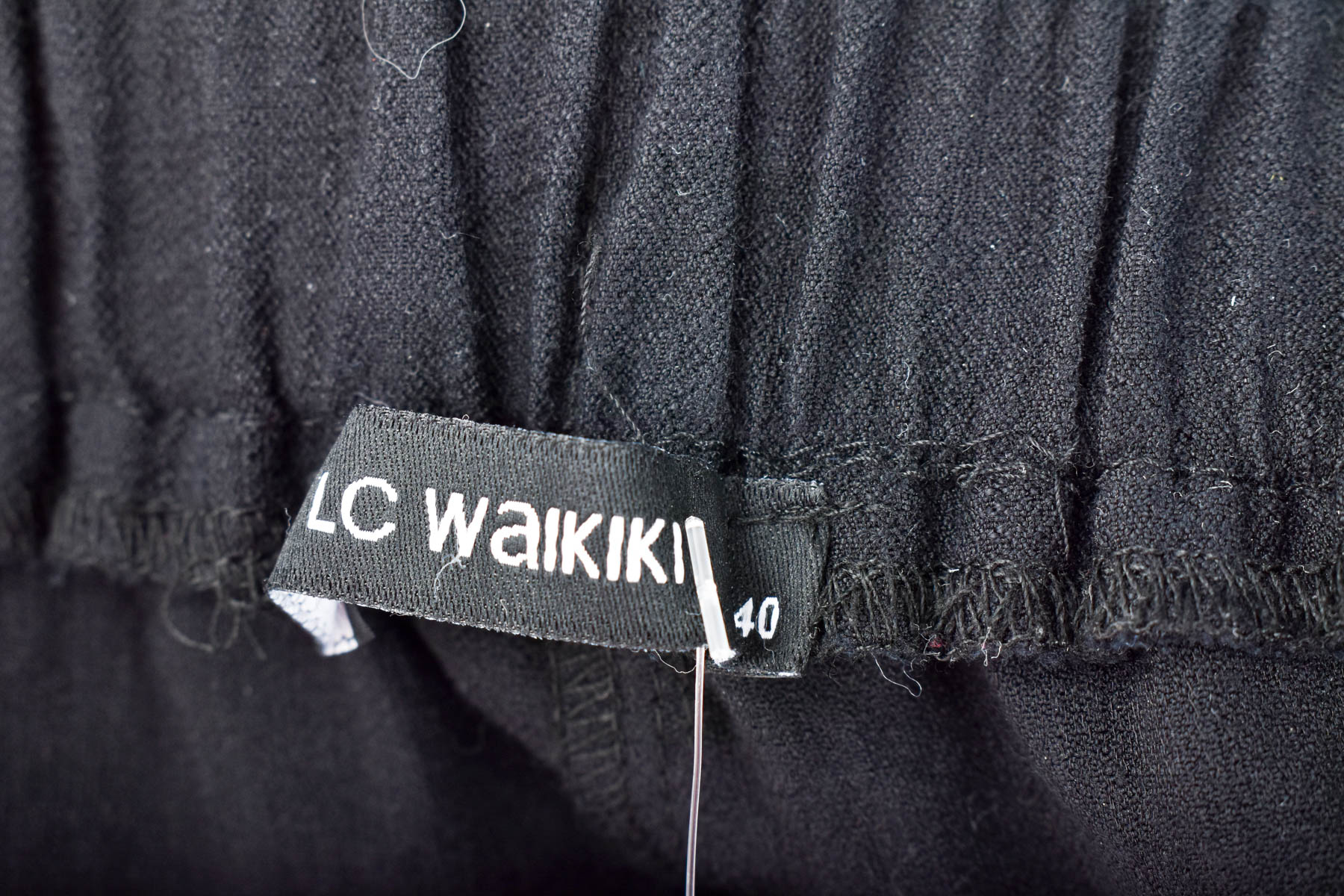 Krótkie spodnie damskie - LC Waikiki - 2