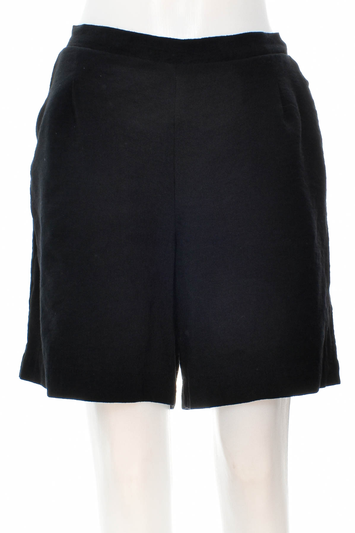 Female shorts - LC Waikiki - 0