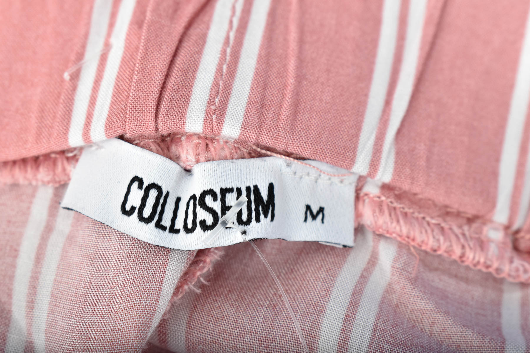 Krótkie spodnie damskie - COLLOSEUM - 2