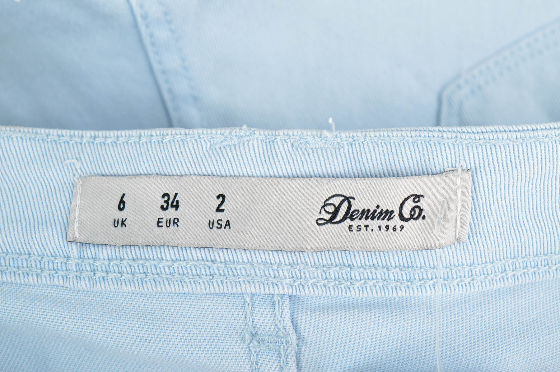 Krótkie spodnie damskie - Denim & Co - 2