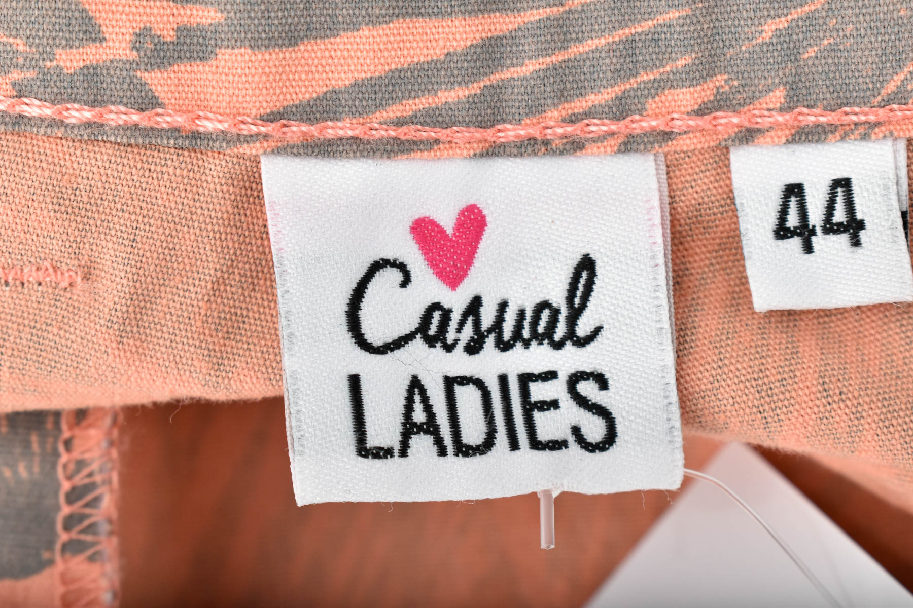 Female shorts - Casual LADIES - 2