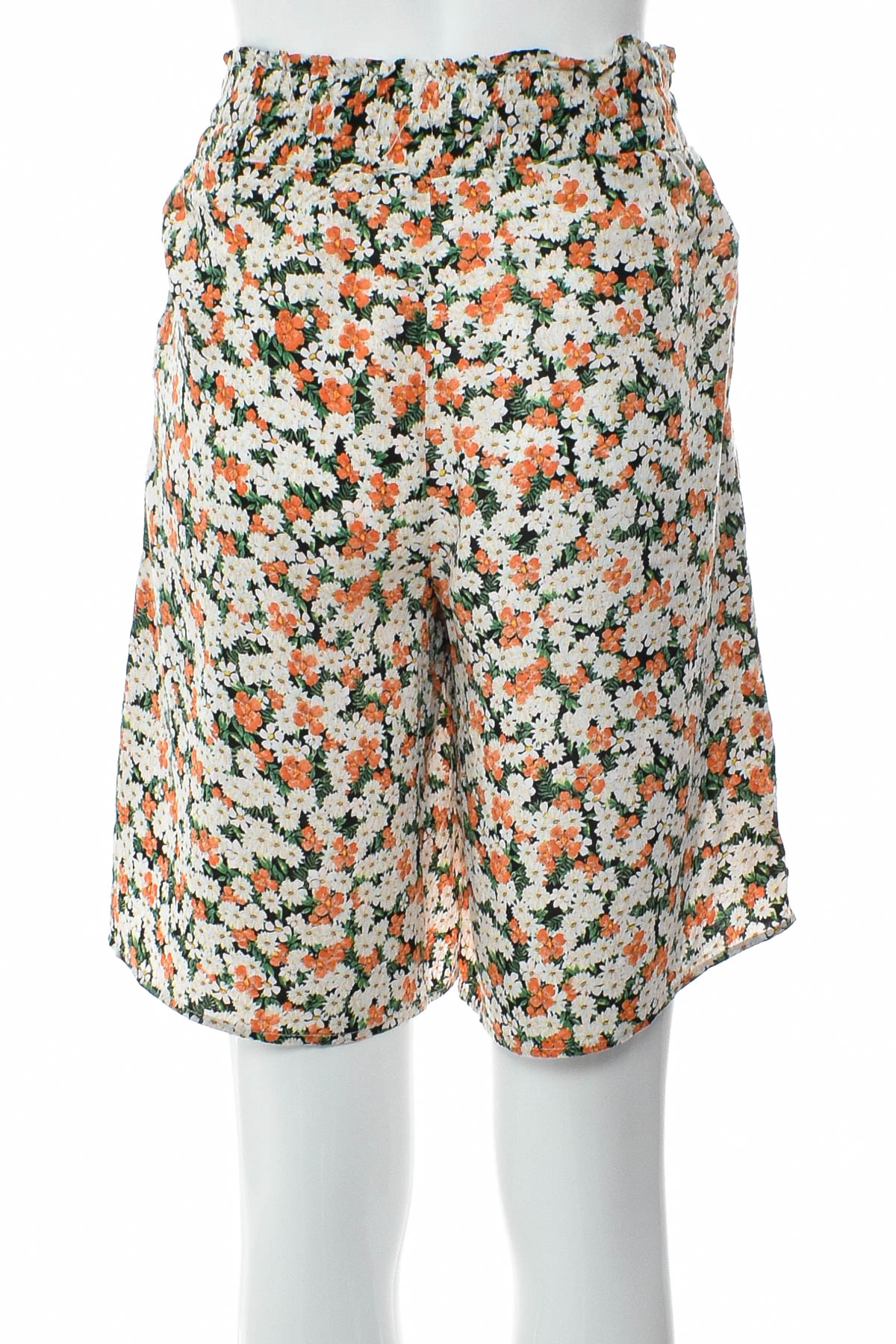 Female shorts - LC Waikiki - 1