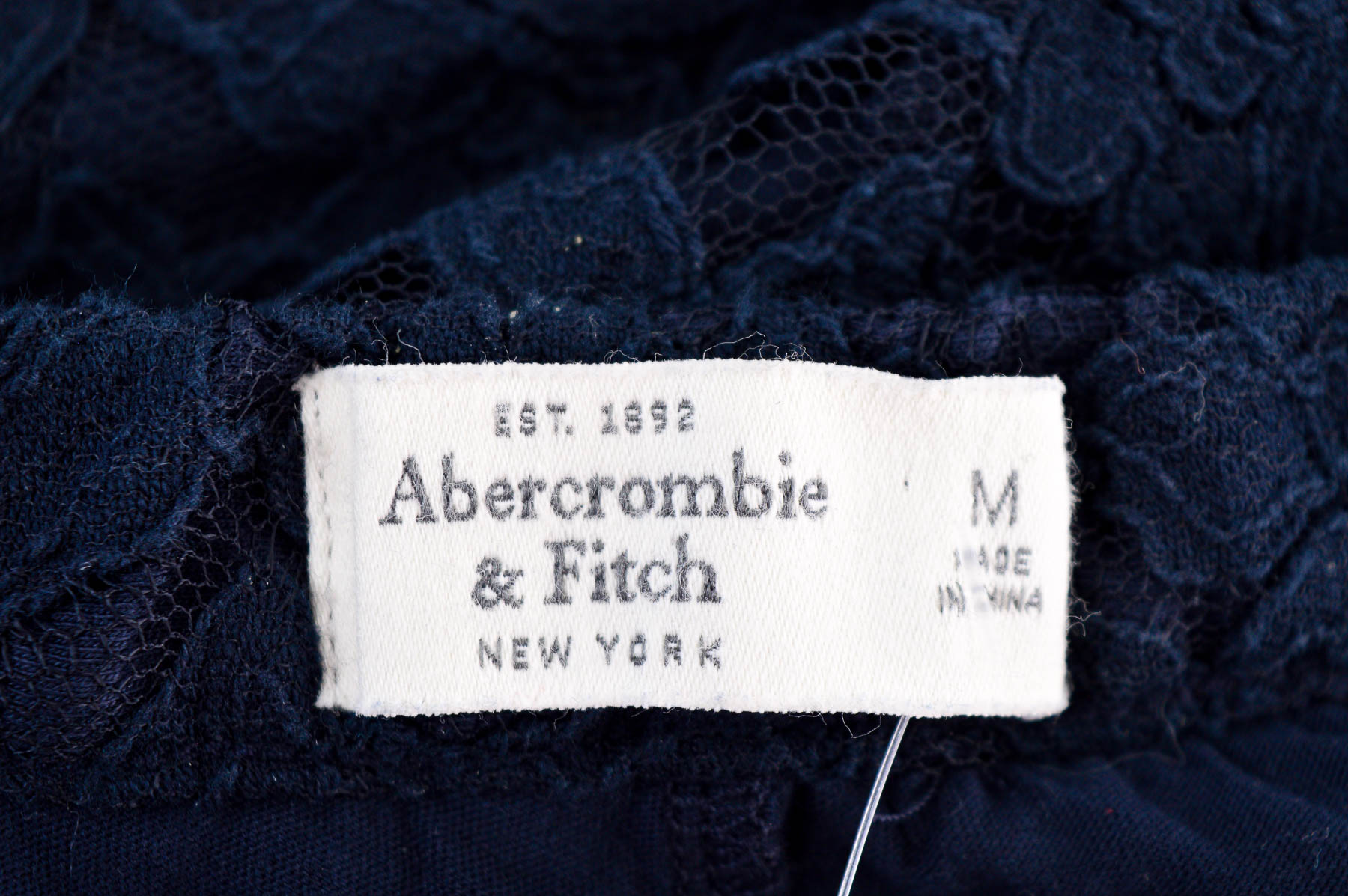 Female shorts - Abercrombie & Fitch - 2