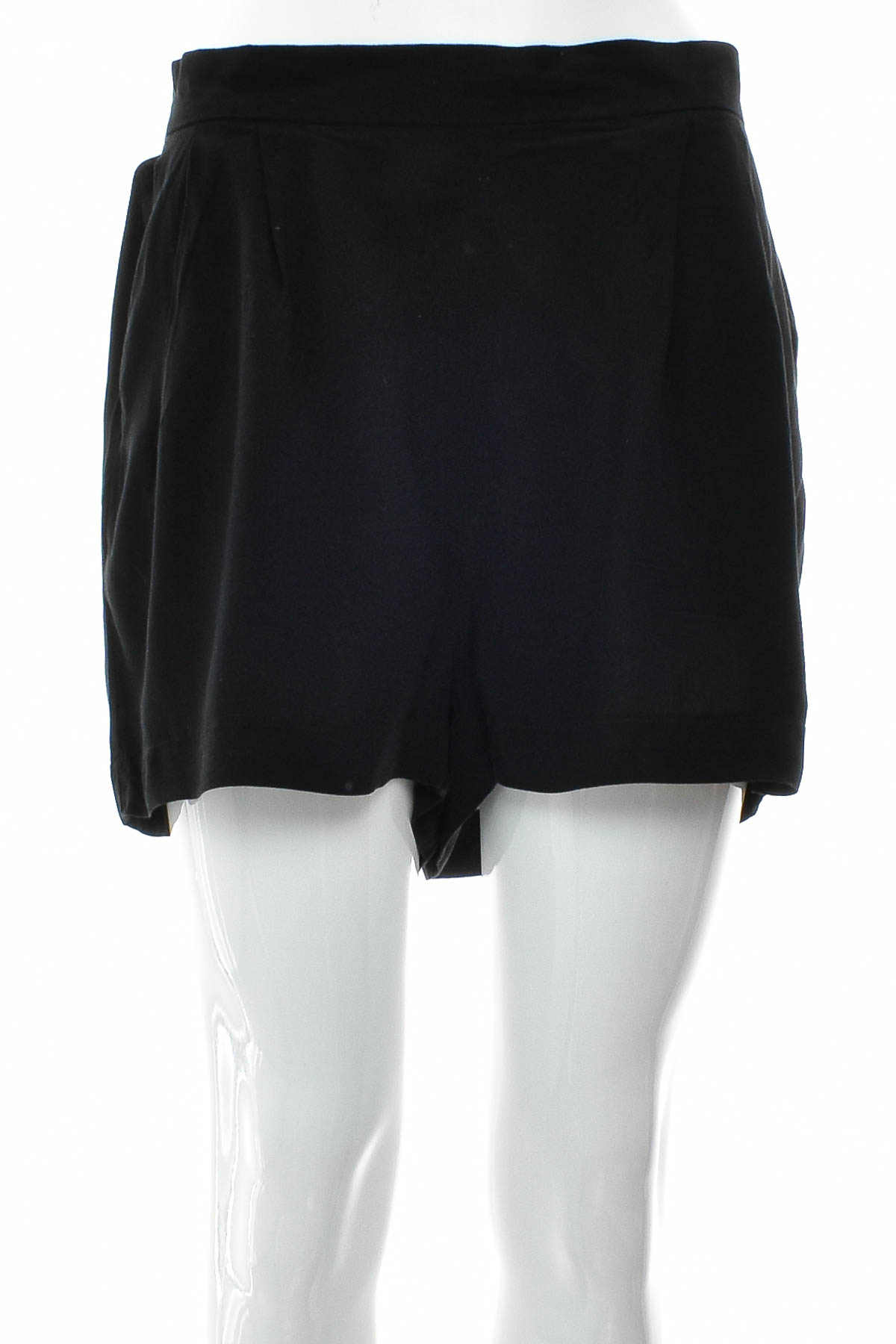 Female shorts - Laura Torelli - 0
