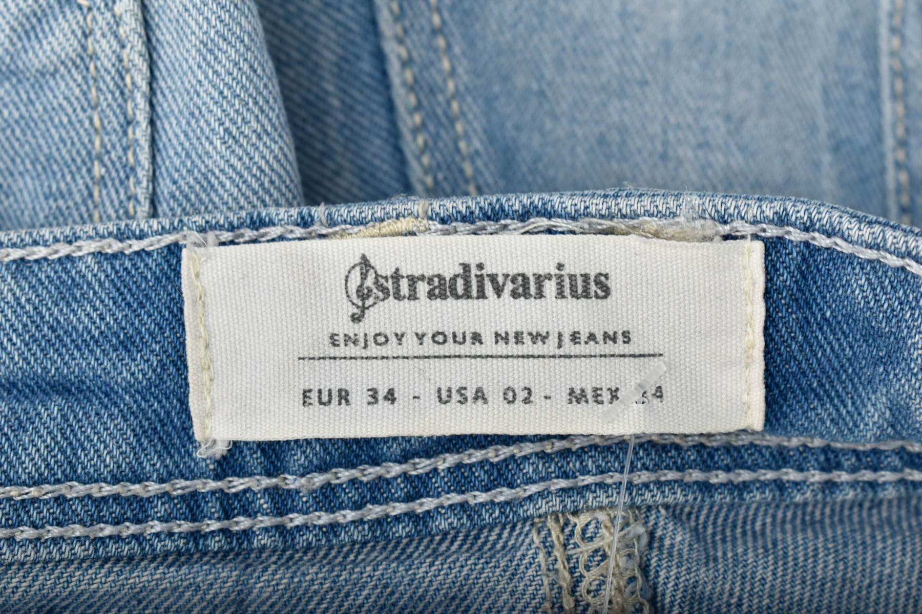 Дамски къси панталони - Stradivarius - 2