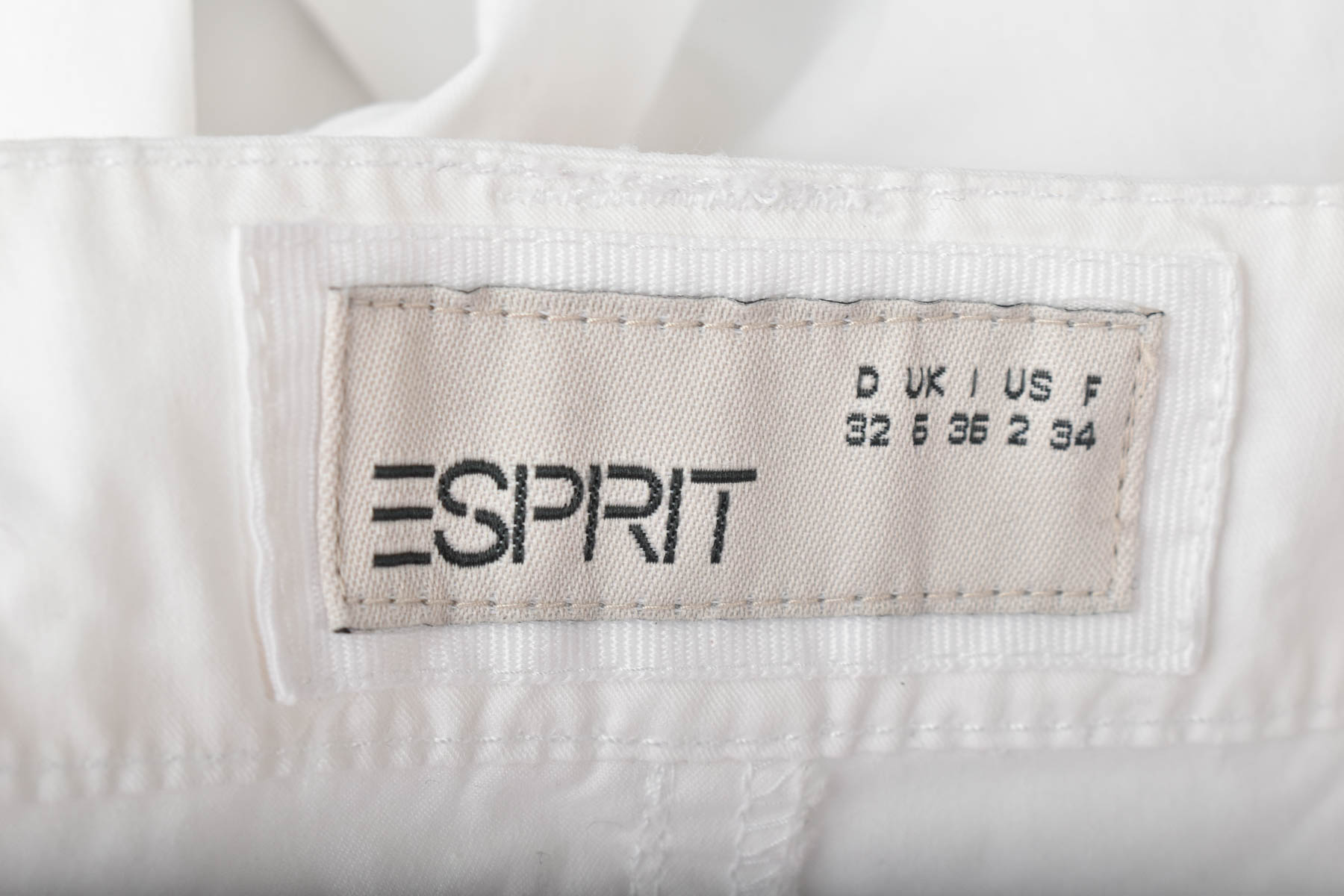 Pantaloni scurți de damă - ESPRIT - 2