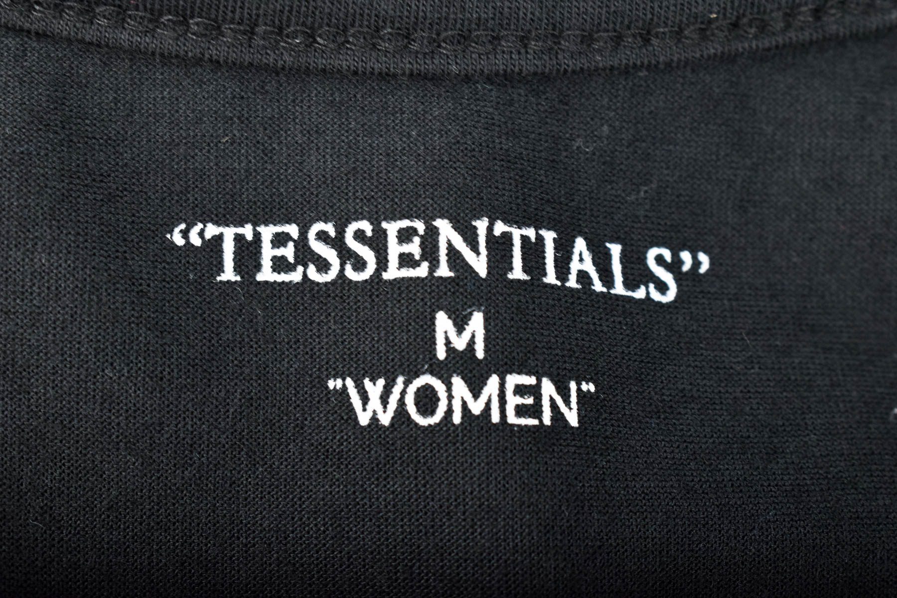 Women's top - TESSENTIALS - 2