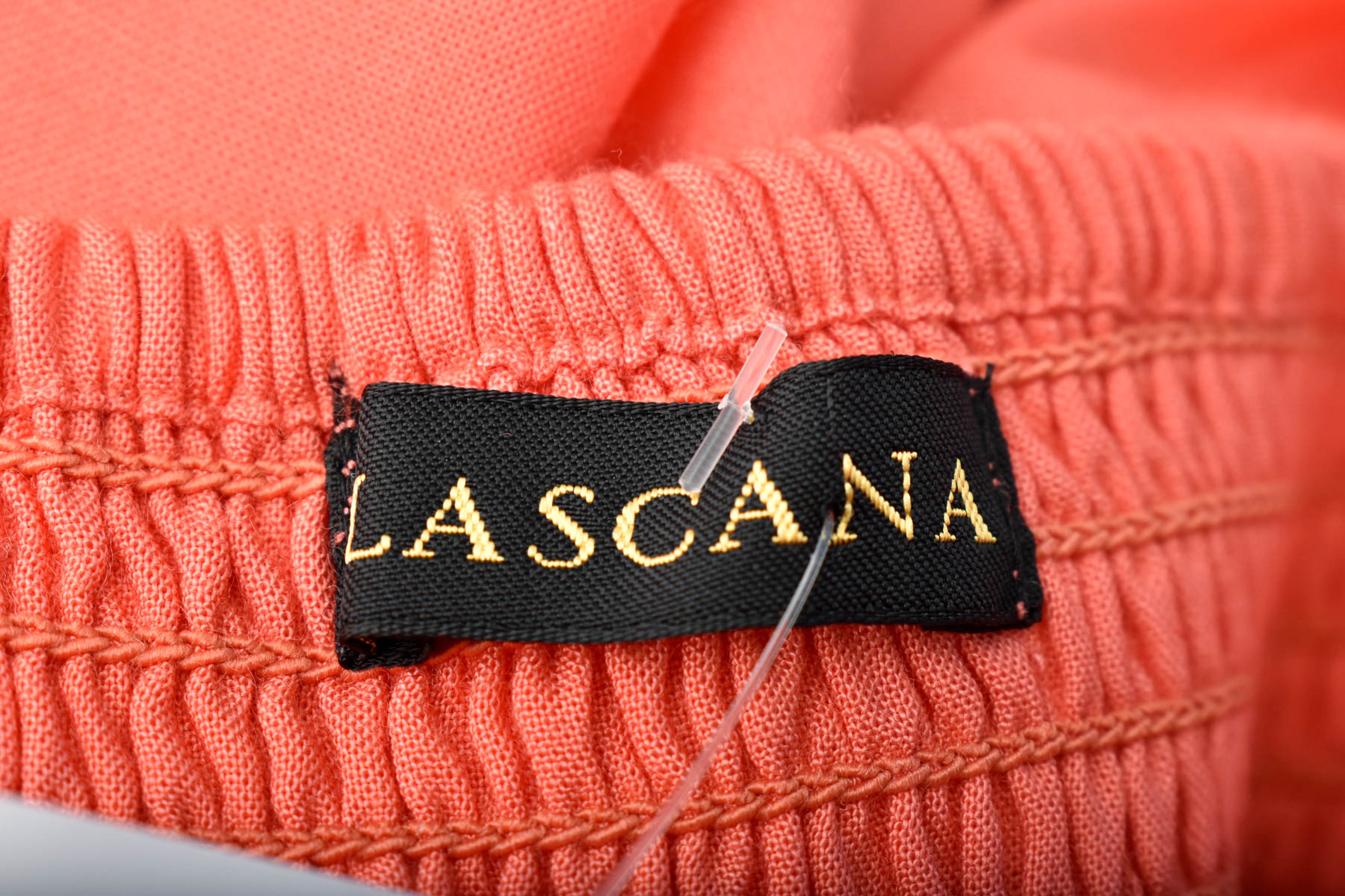 Krótkie spodnie damskie - Lascana - 2