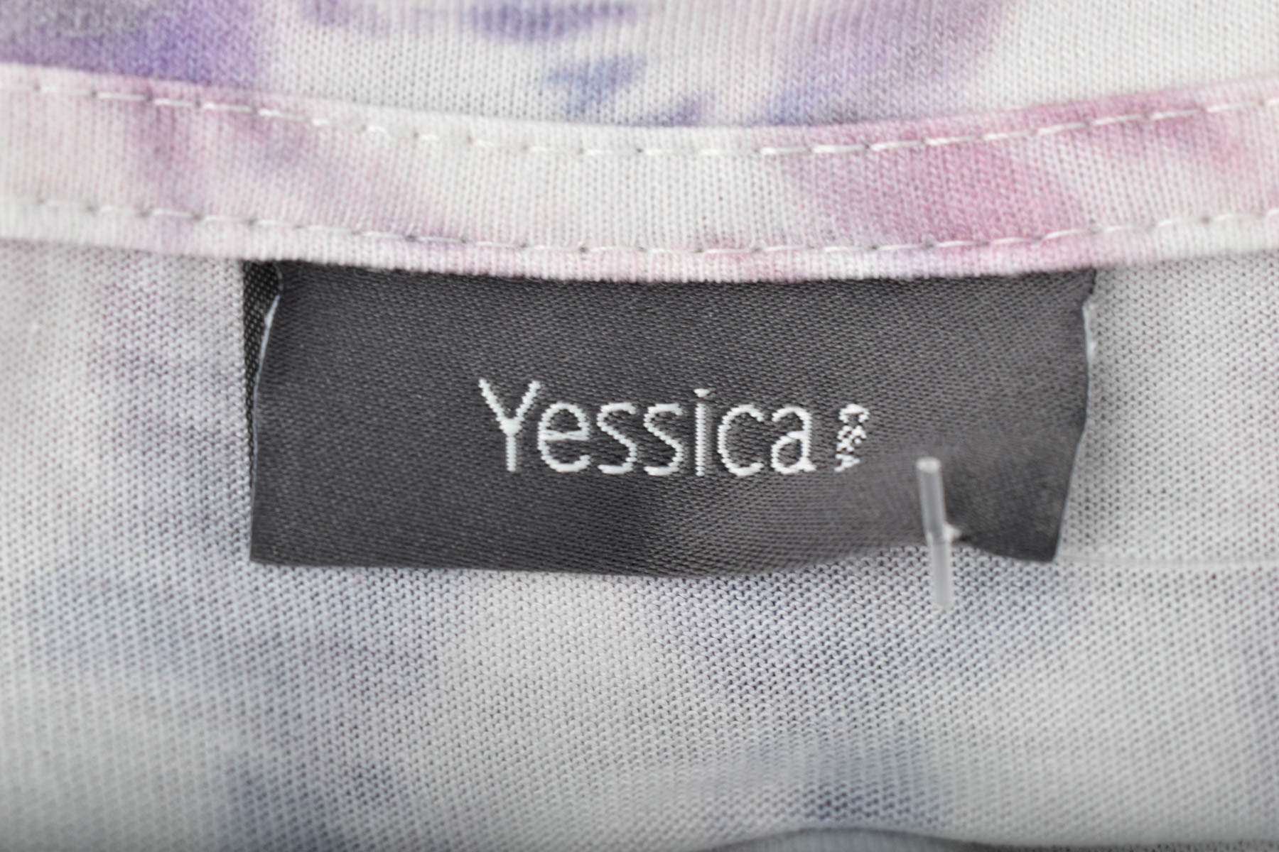 Women's t-shirt - Yessica - 2