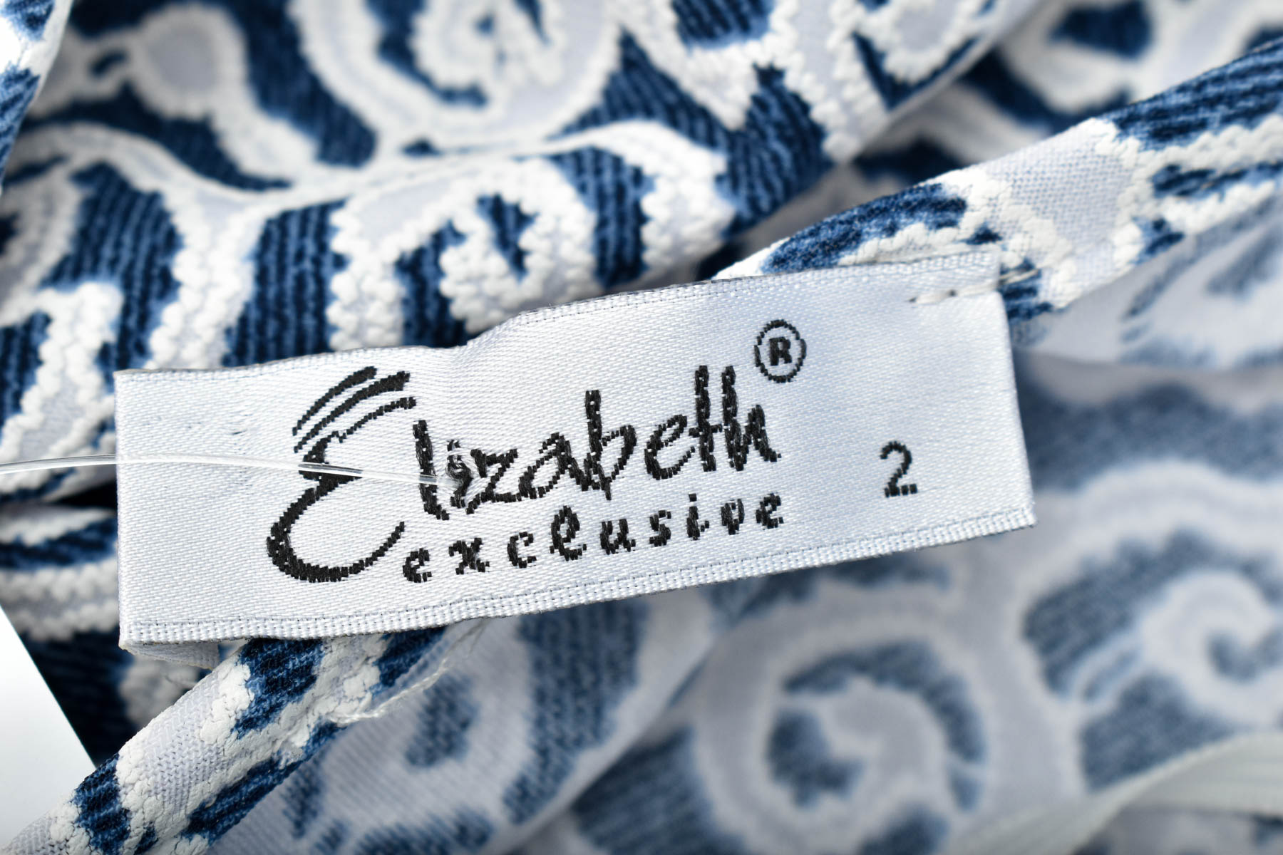 Women's t-shirt - Elizabeth - 2