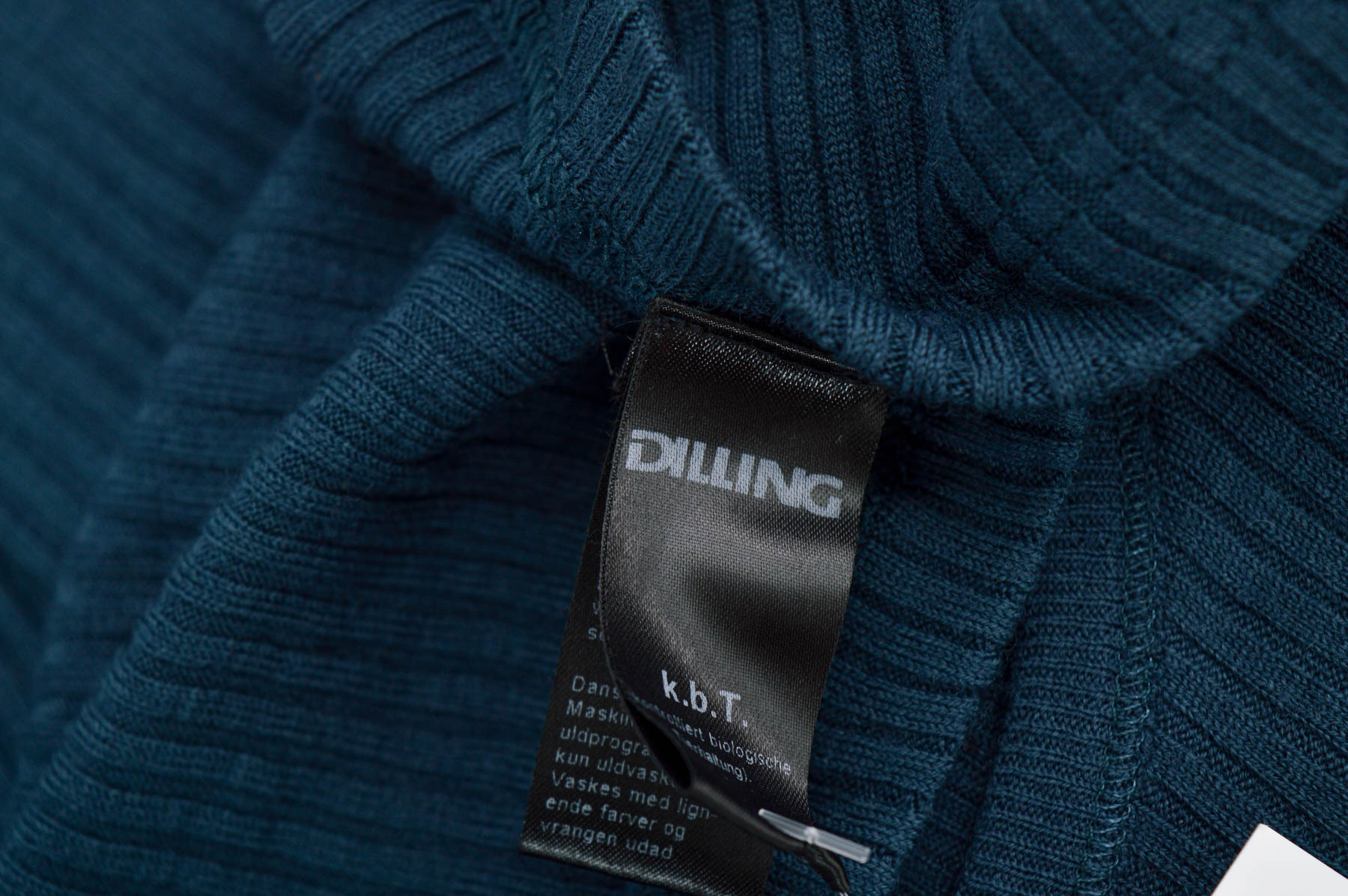 Sweter damski - DILLING - 2