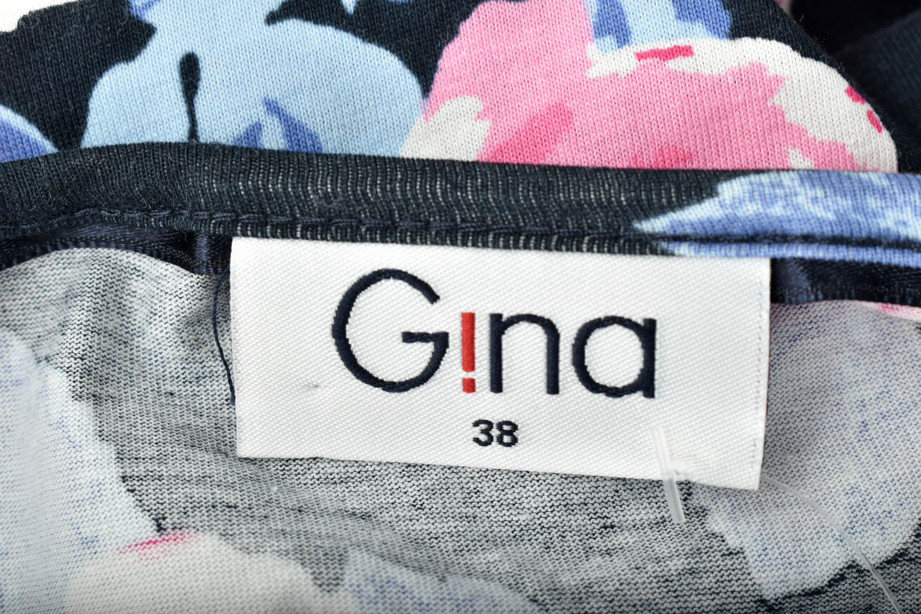 Women's t-shirt - G!na - 2