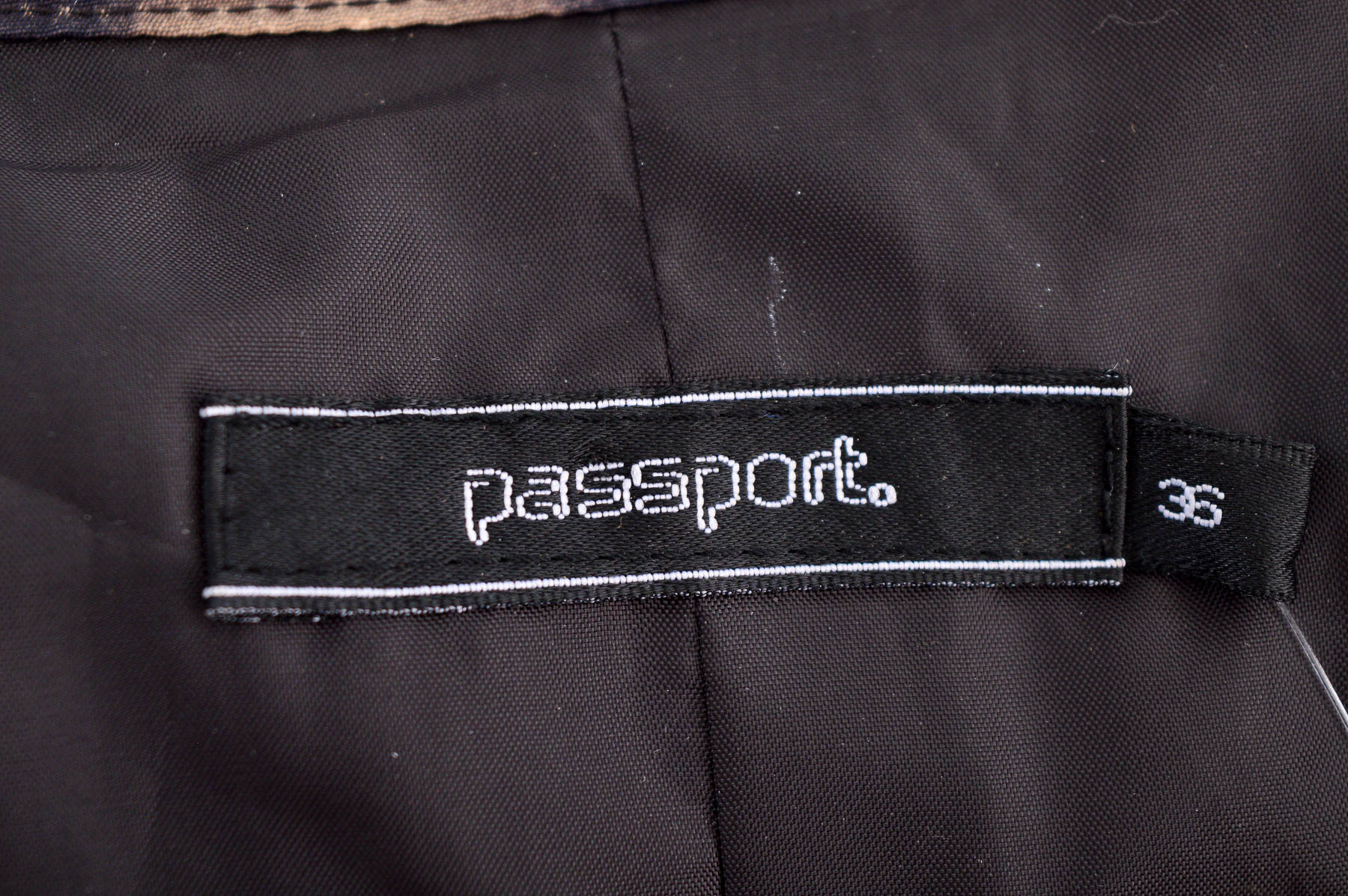 Female jacket - Passport - 2