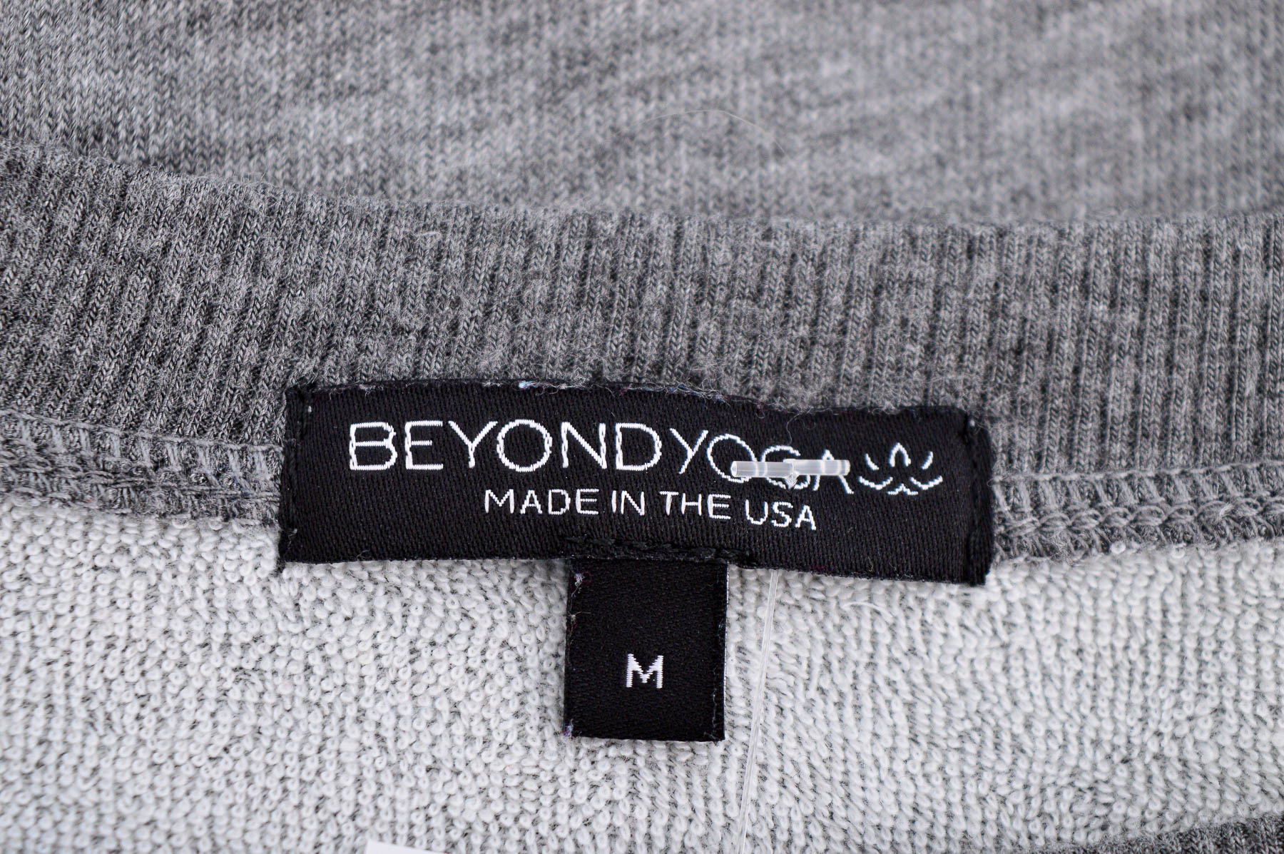 Дамски пуловер - Beyond - 2