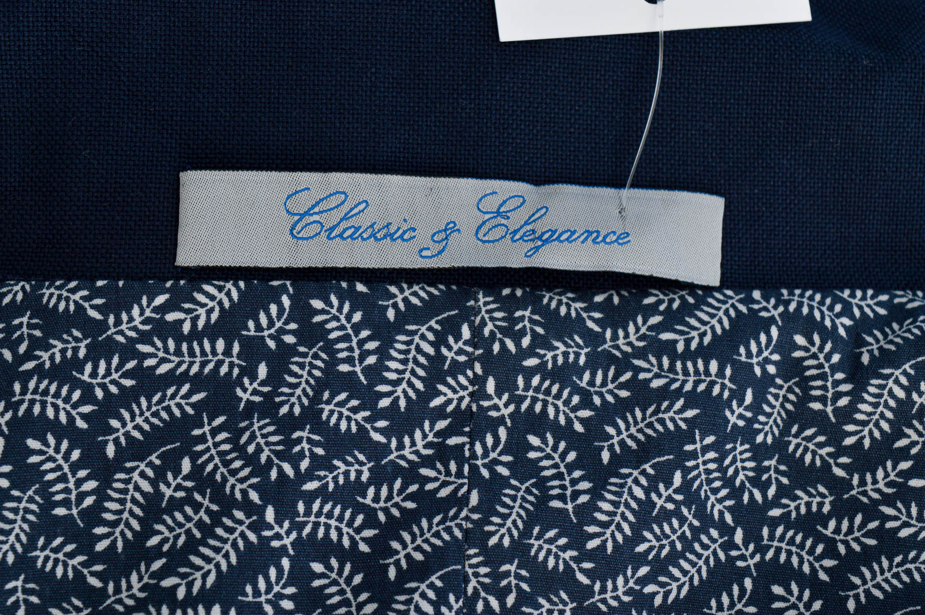 Women's blazer - Classic Elegance - 2