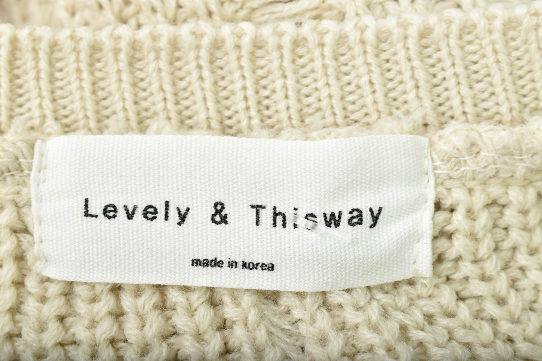 Sweter damski - Levely & Thisway - 2
