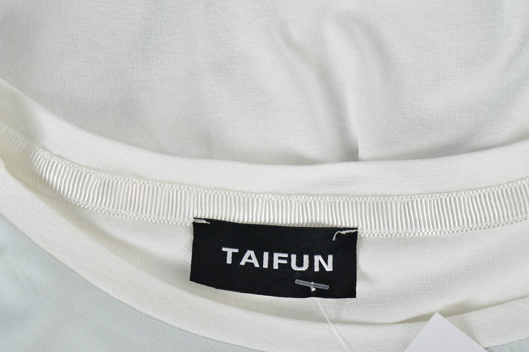 Дамска тениска - TAIFUN - 2