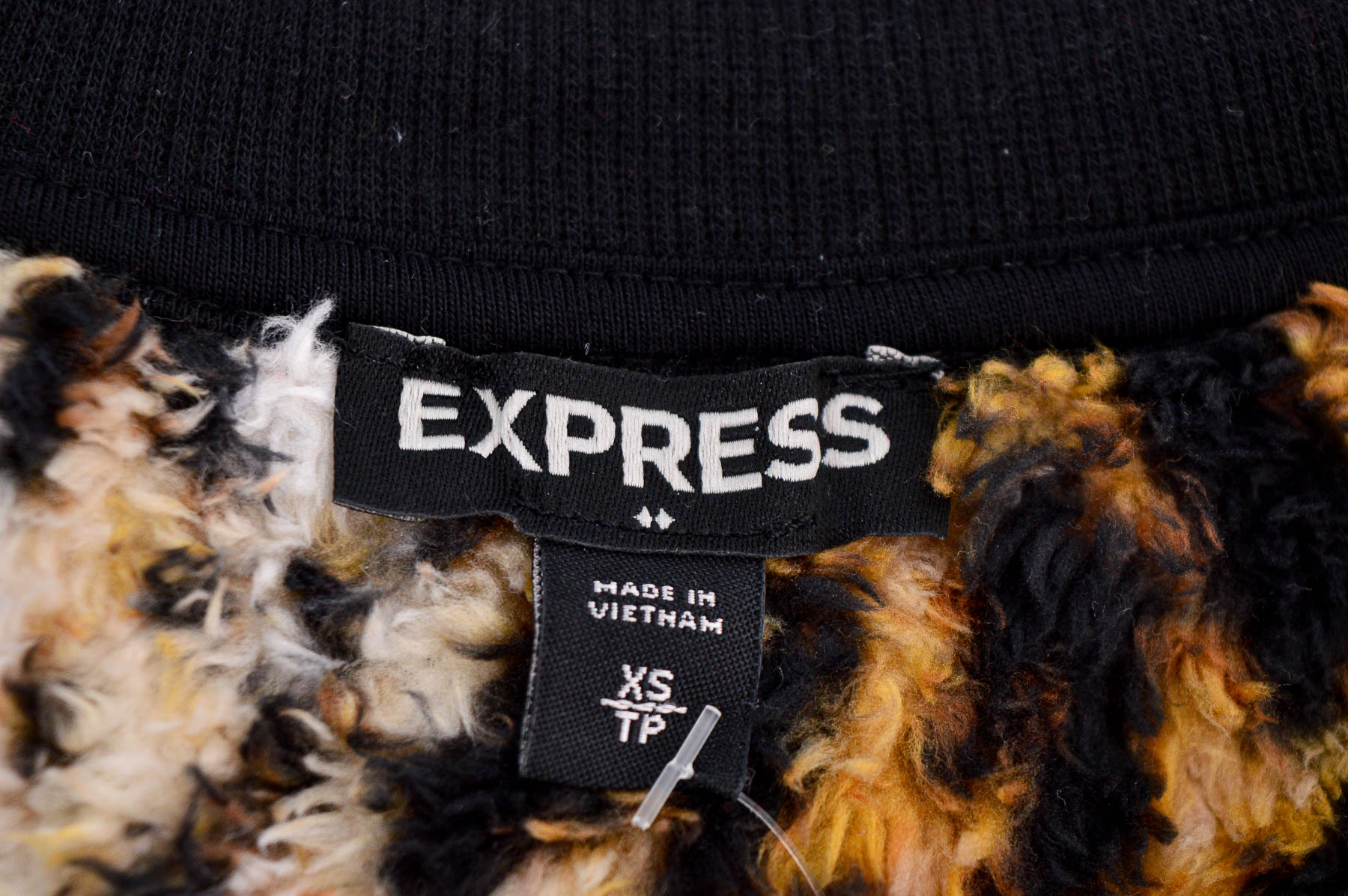 Γυναικείο ρούχο απο πολικό υφασμα - Express - 2