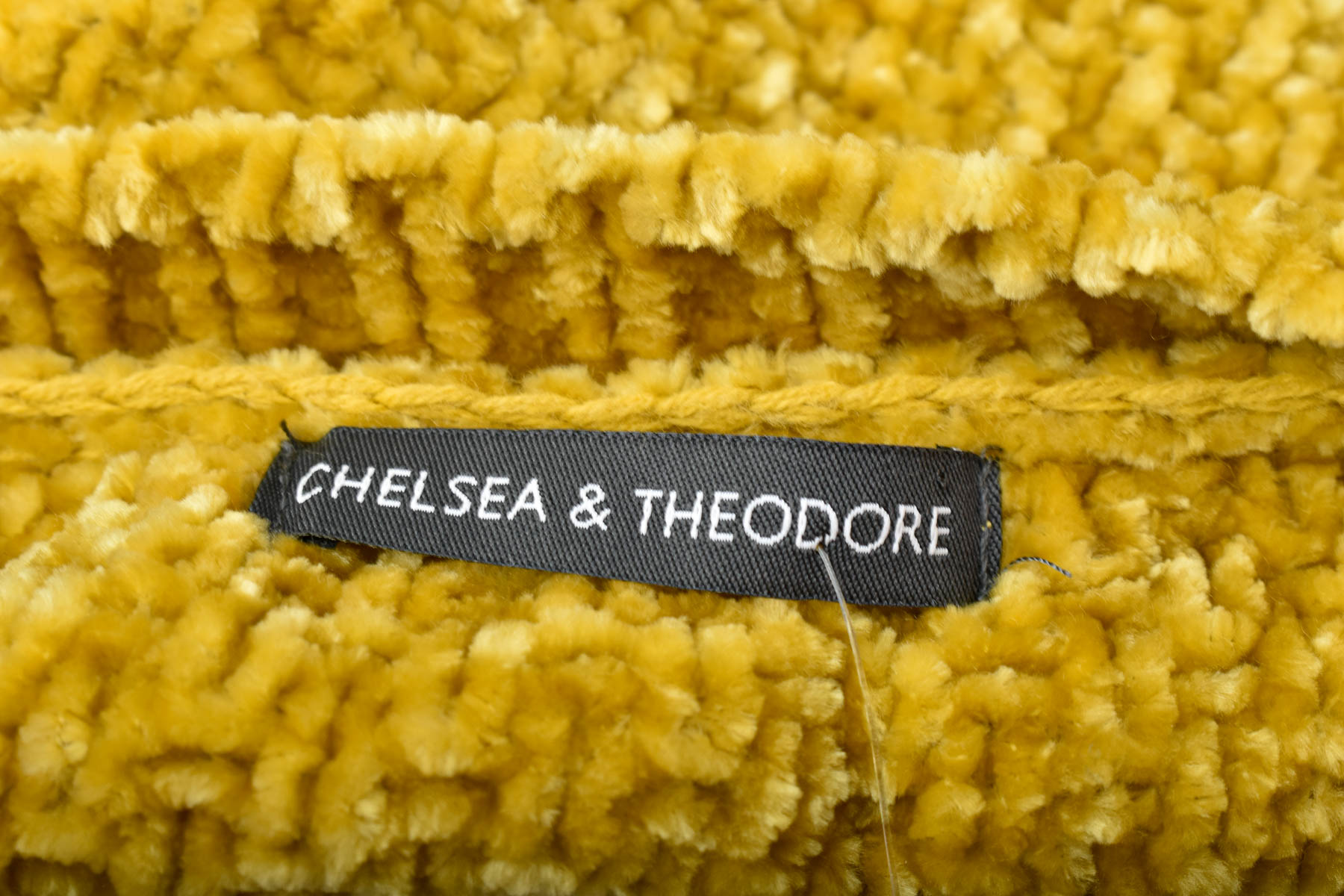 Women's sweater - CHELSEA & THEODORE - 2
