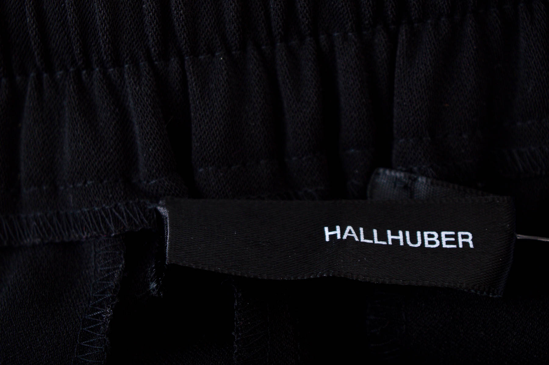 Γυναικεία παντελόνια - HALLHUBER - 2