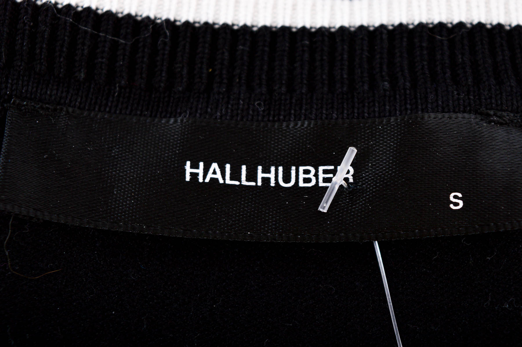 Women's sweater - HALLHUBER - 2