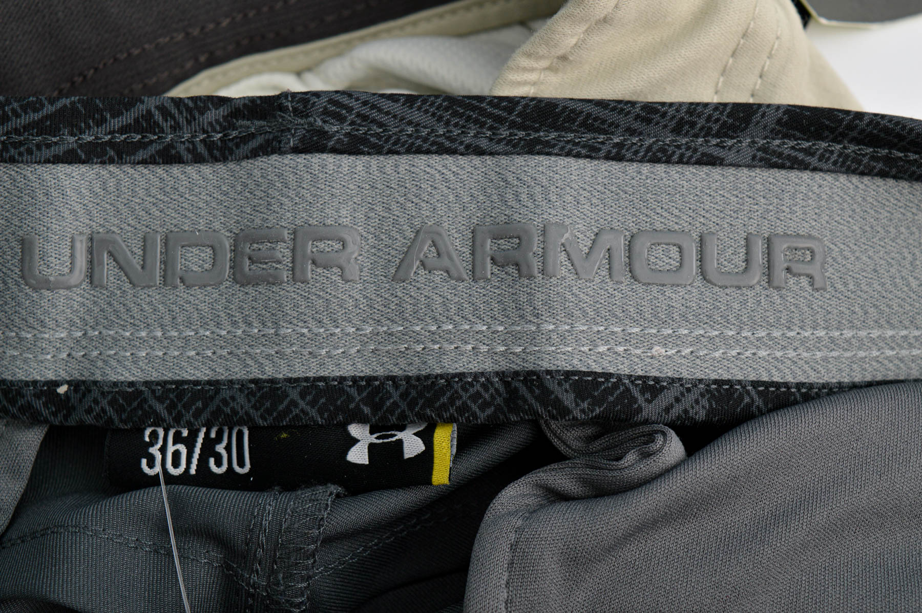 Męskie spodnie - UNDER ARMOUR - 2