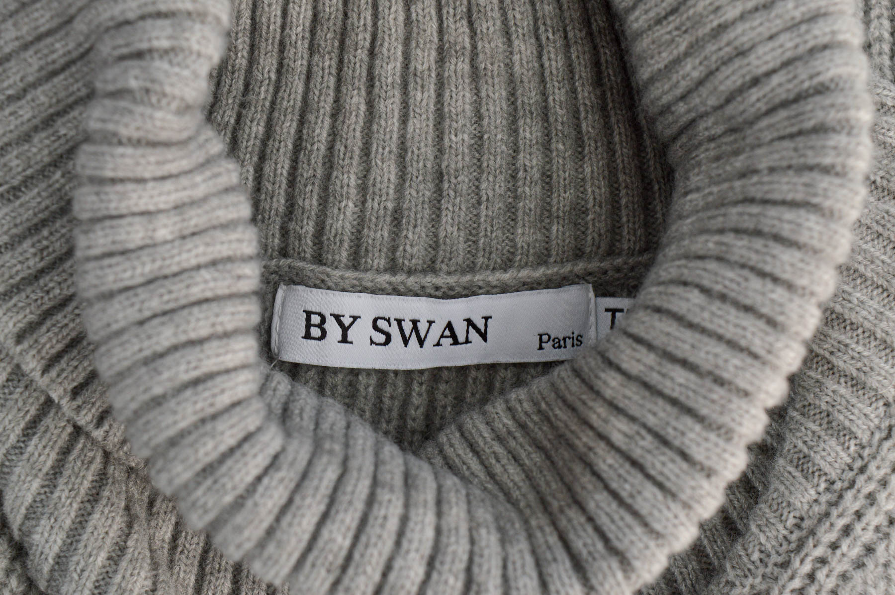 Pulover de damă - BY SWAN - 2