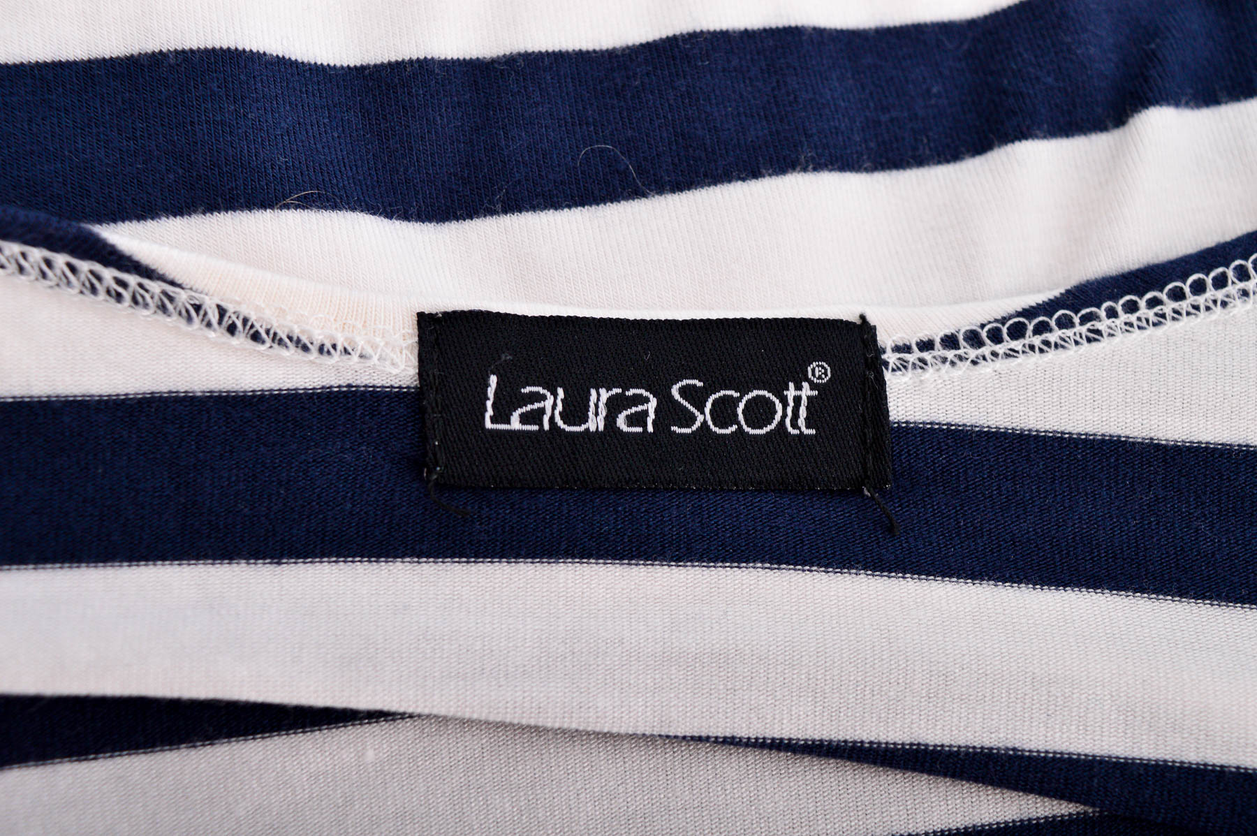 Дамски пуловер - Laura Scott - 2