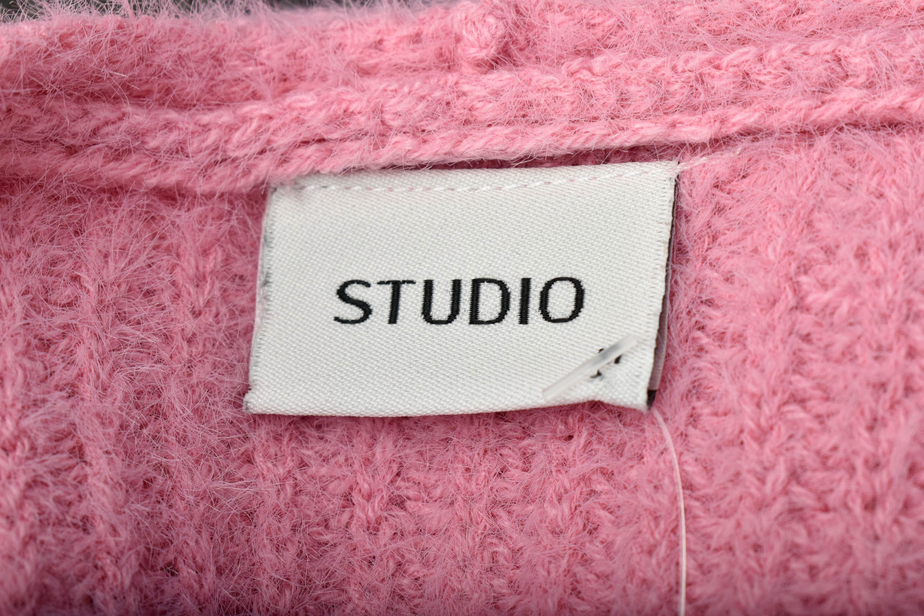 Women's sweater - Studio - 2