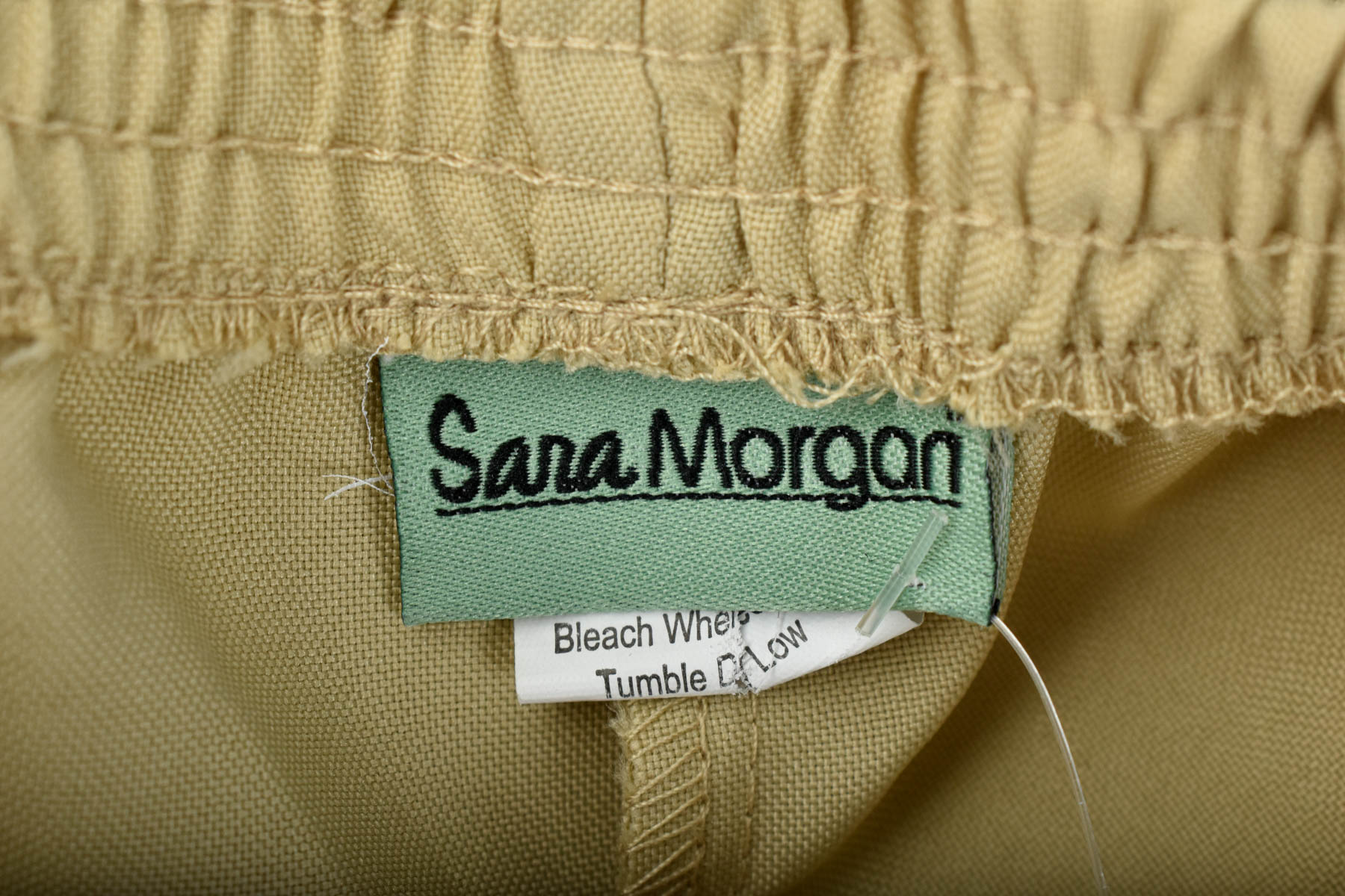 Female sports wear - Sara Morgan - 2