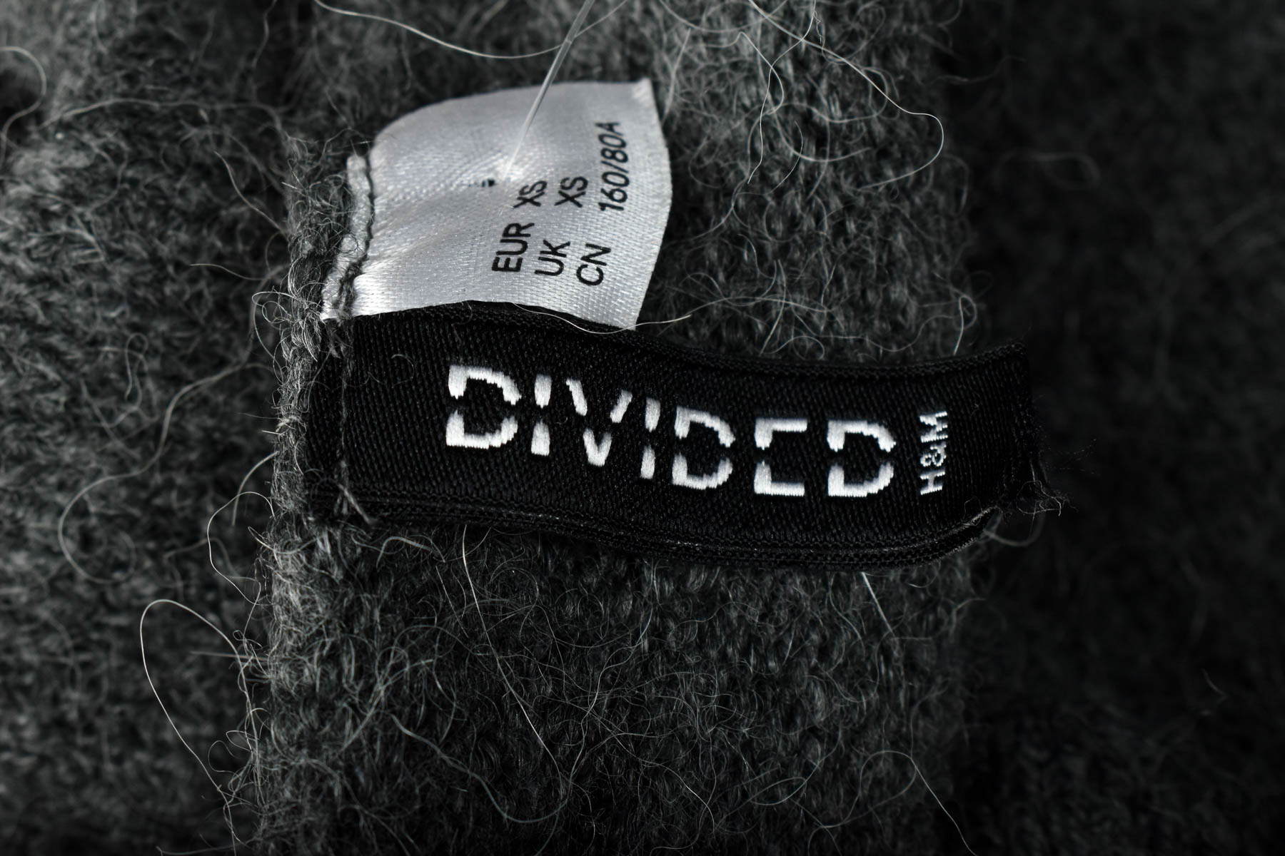 Γυναικείο πουλόβερ - DIVIDED - 2