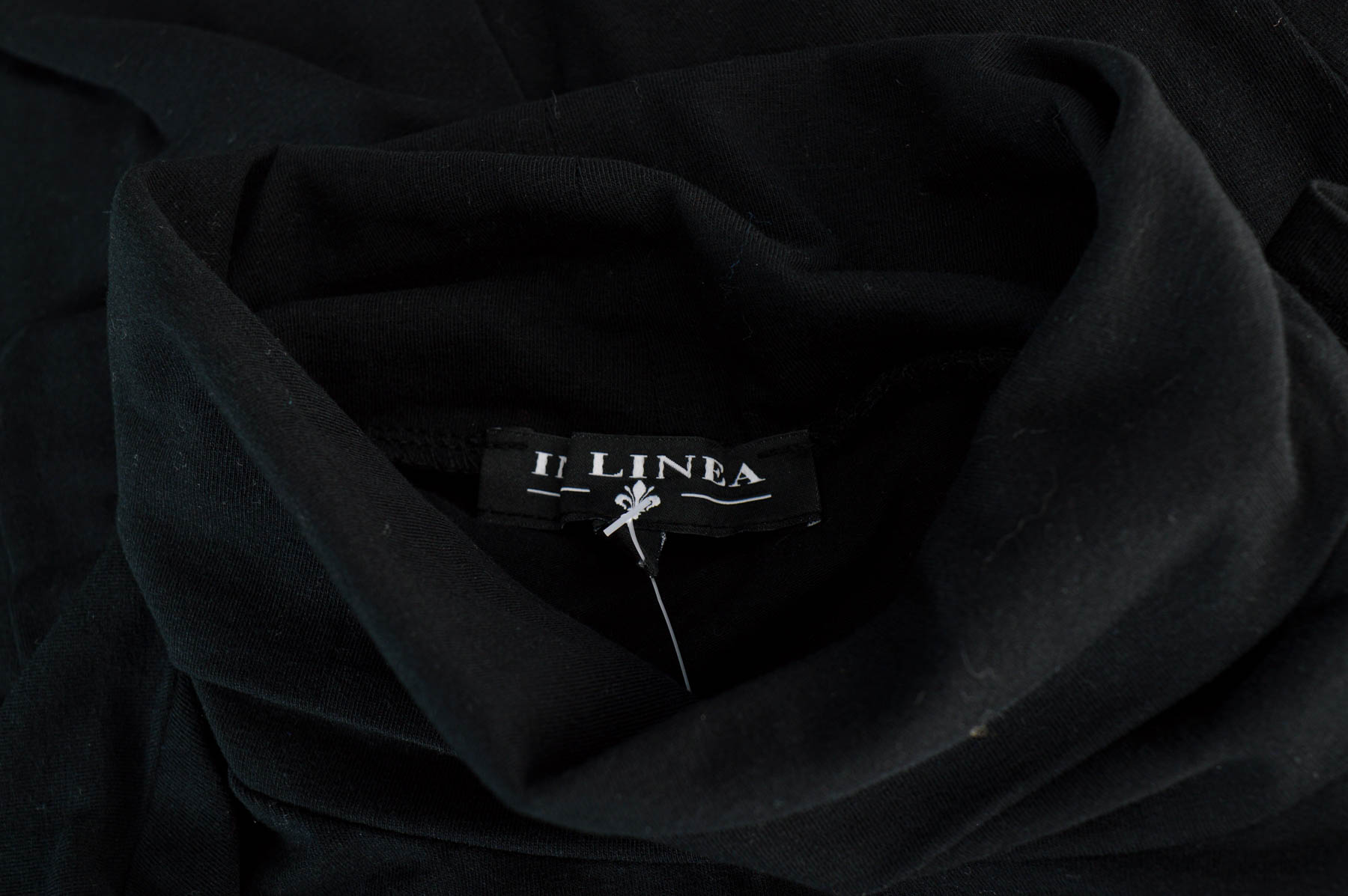 Women's t-shirt - In Linea - 2