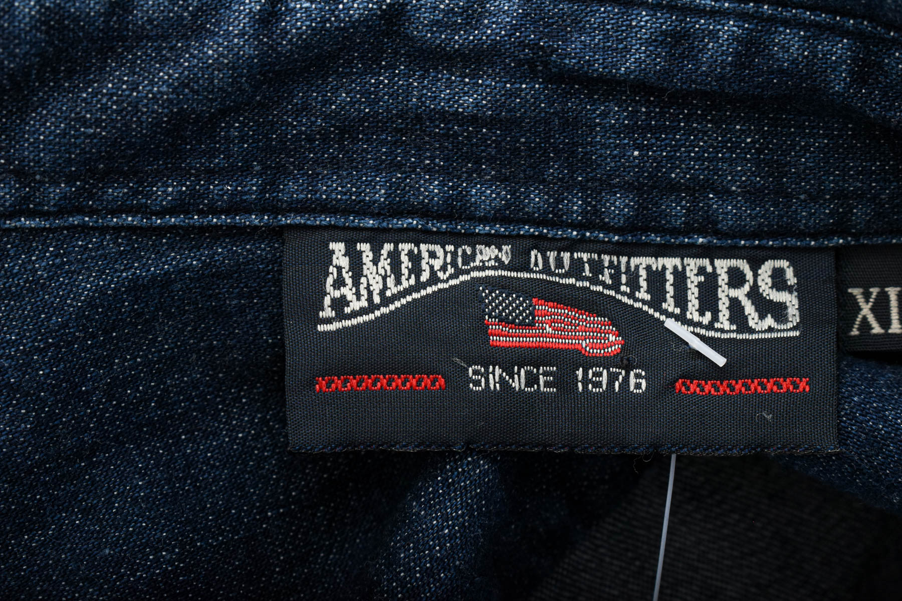 Cămașă de jeans pentru femeie - American Outfitters - 2